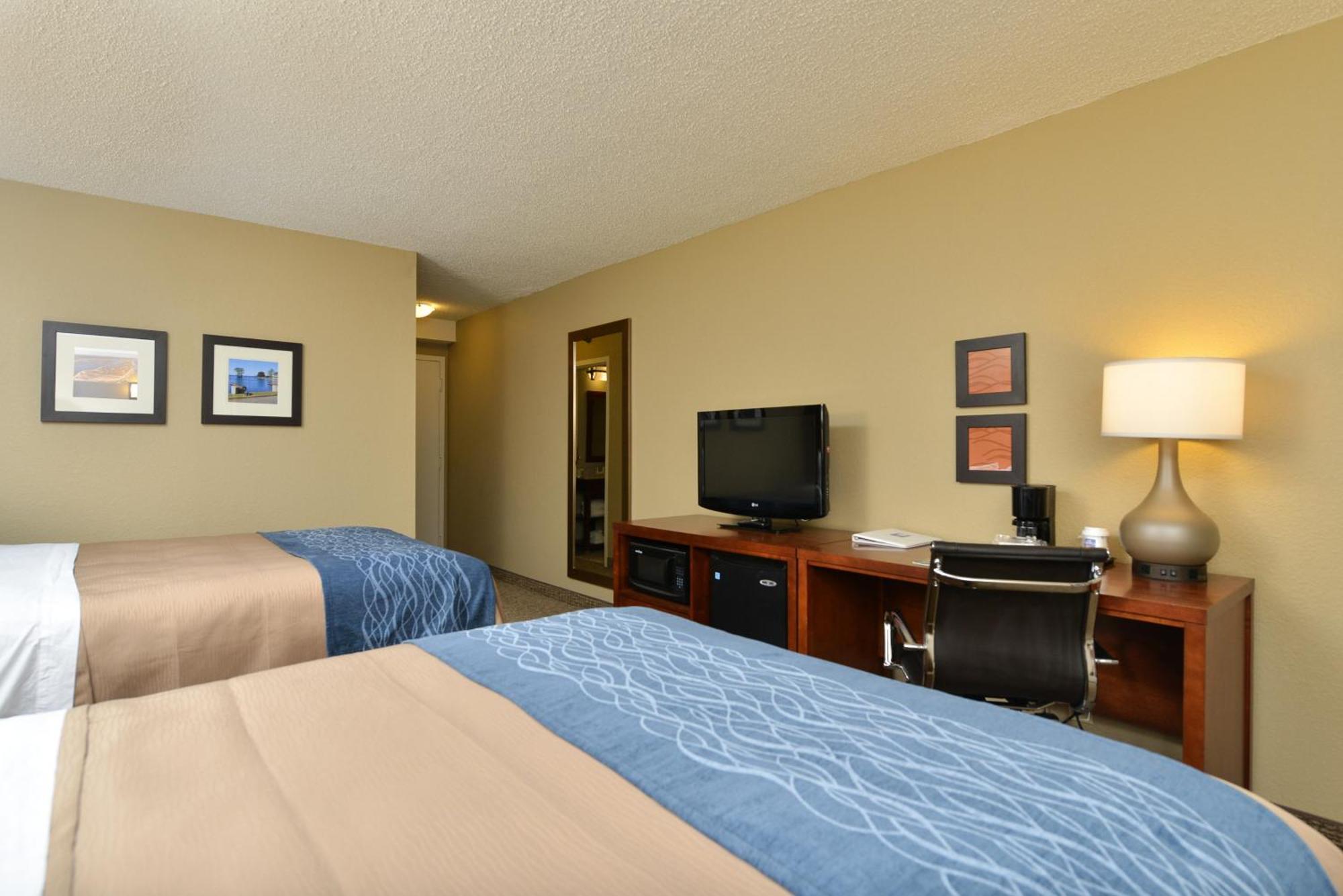 Standard Queen Room with Two Queen Beds