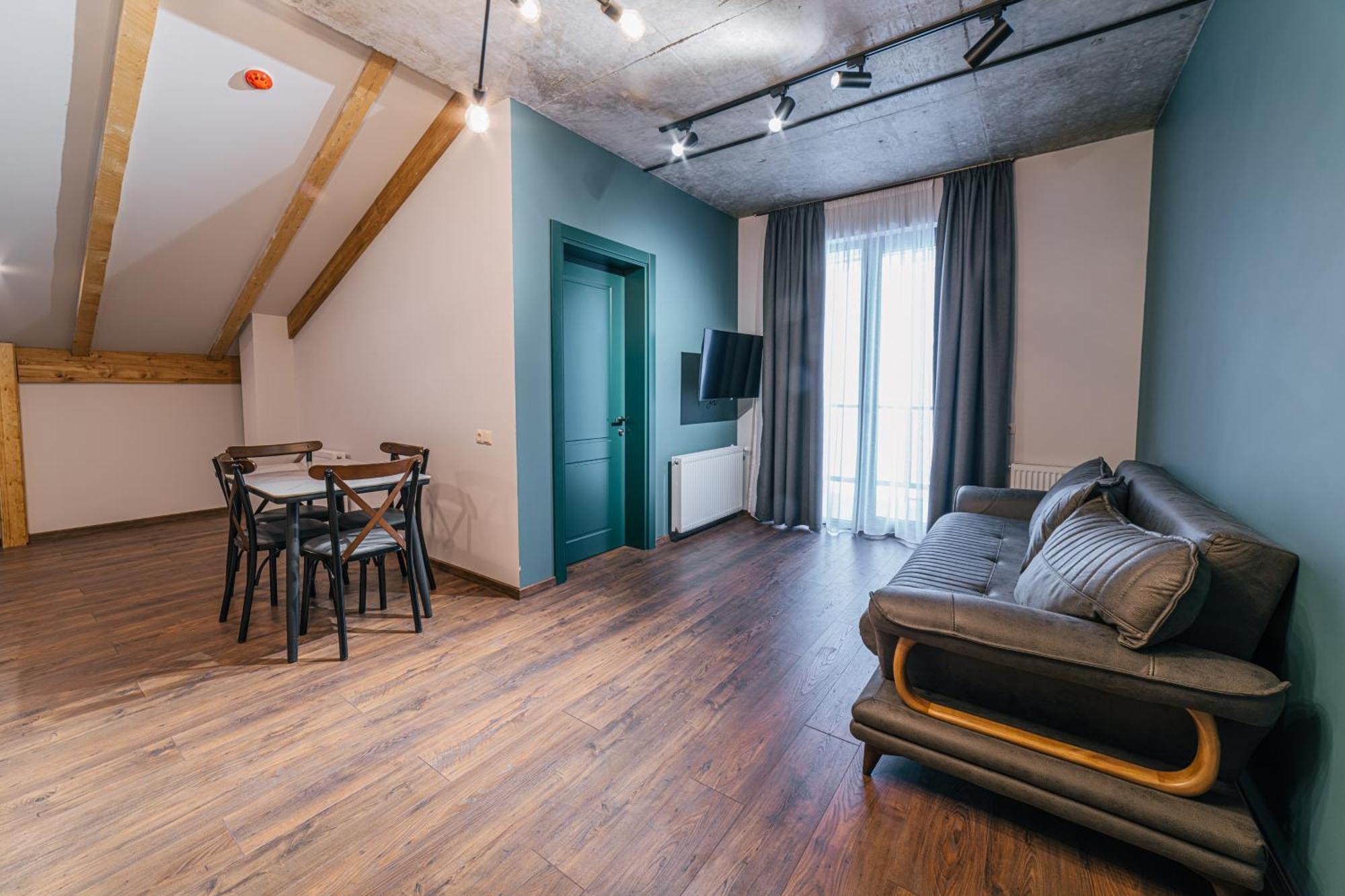 One-Bedroom Suite