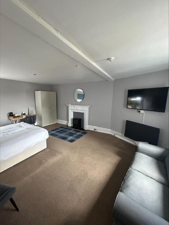 Superior King Room
