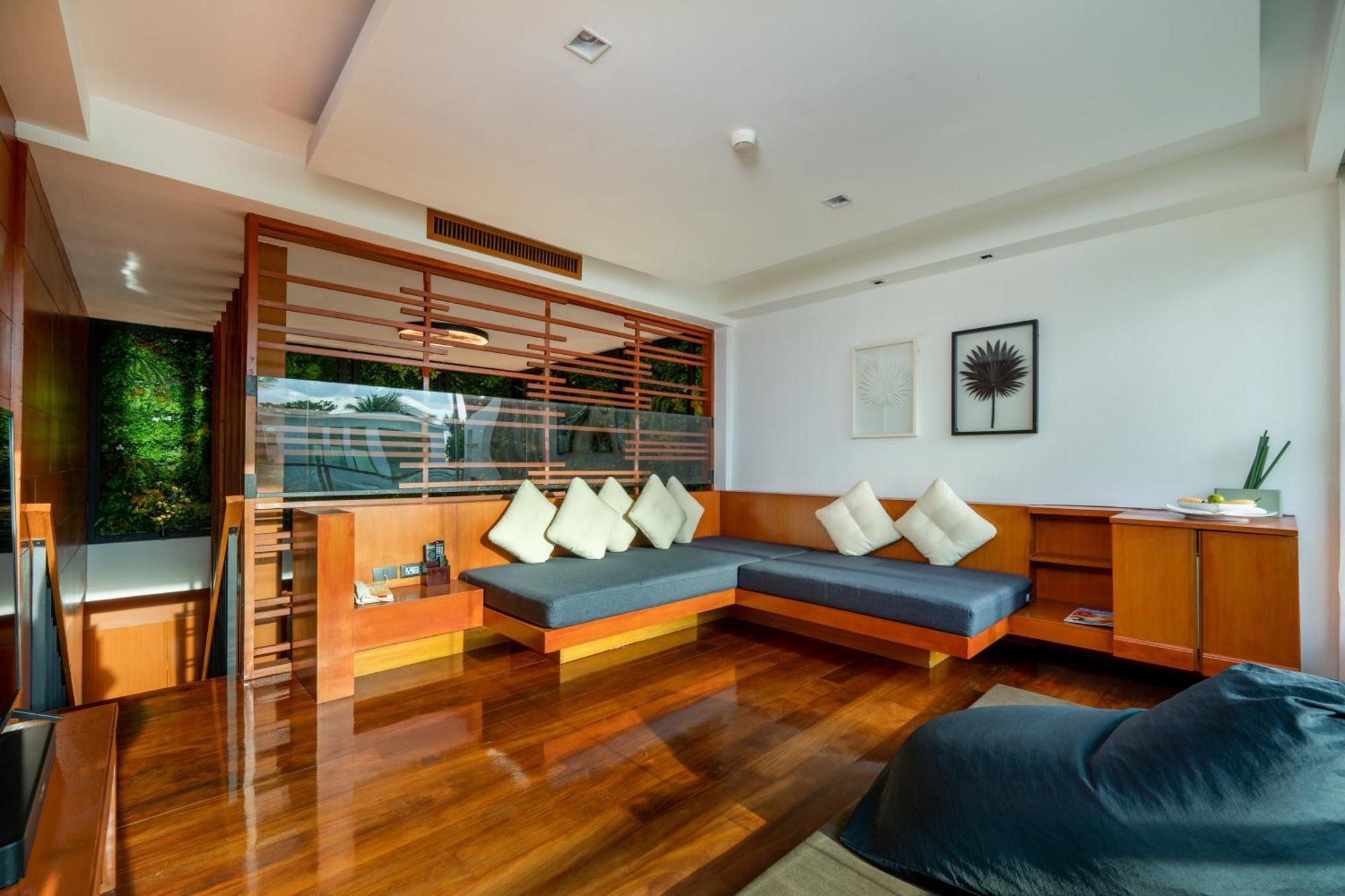 Pool Villa loft Daily Complimentary Minibar