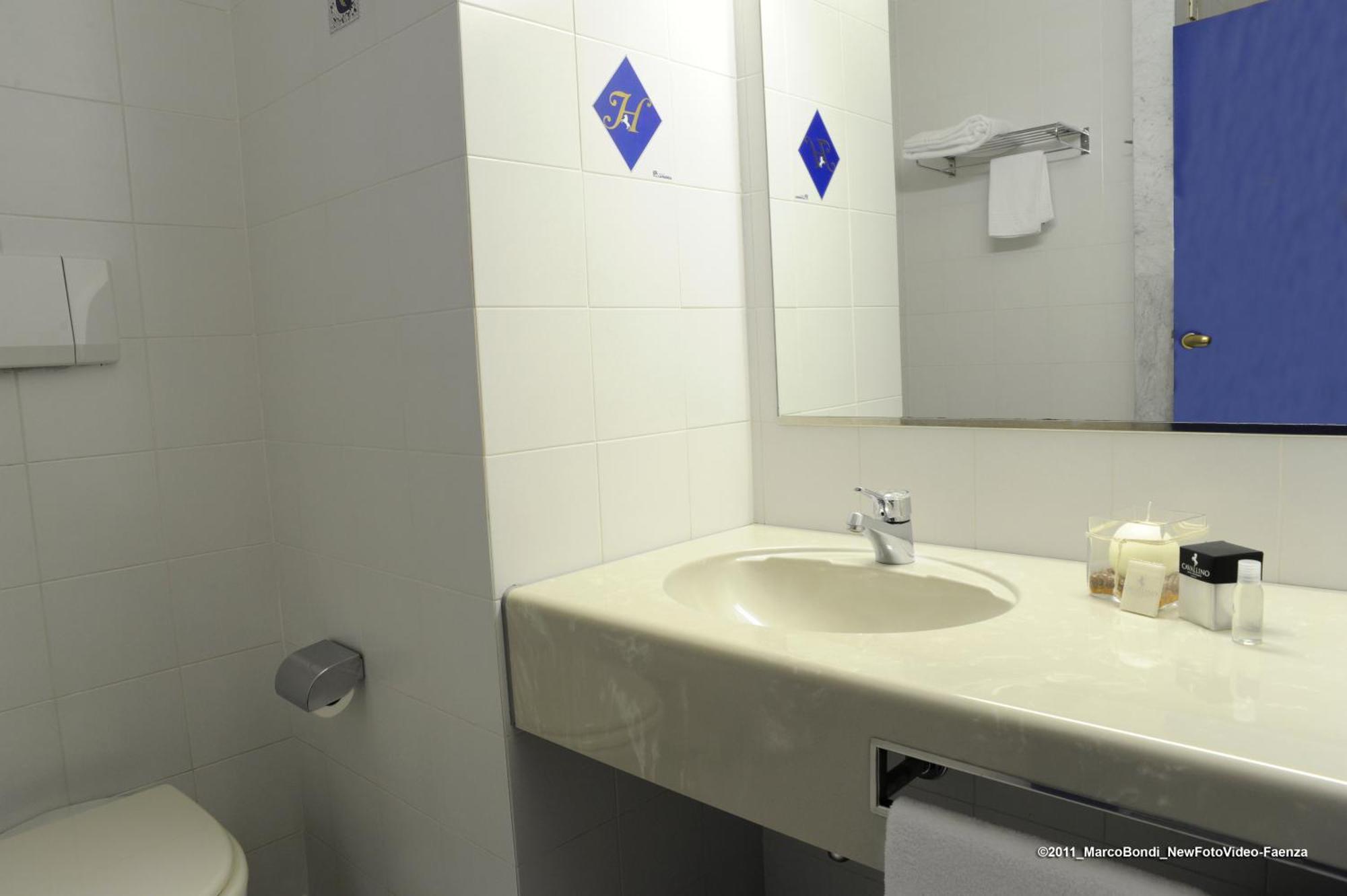 Camera Doppia con Letti Singoli