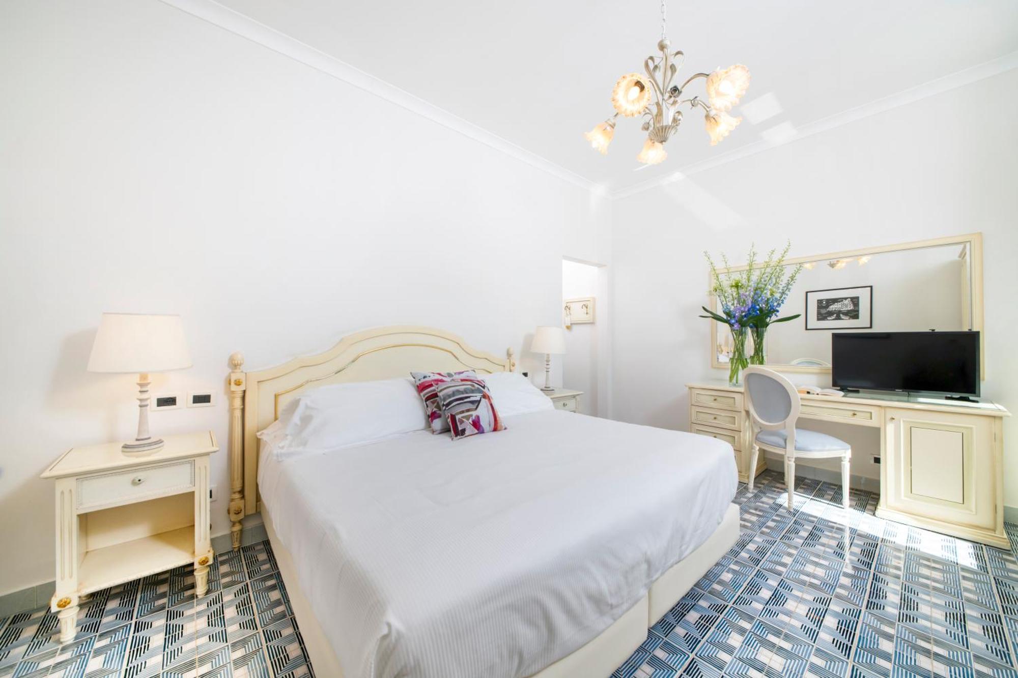 Superior Double Room,1595398964:JPEG