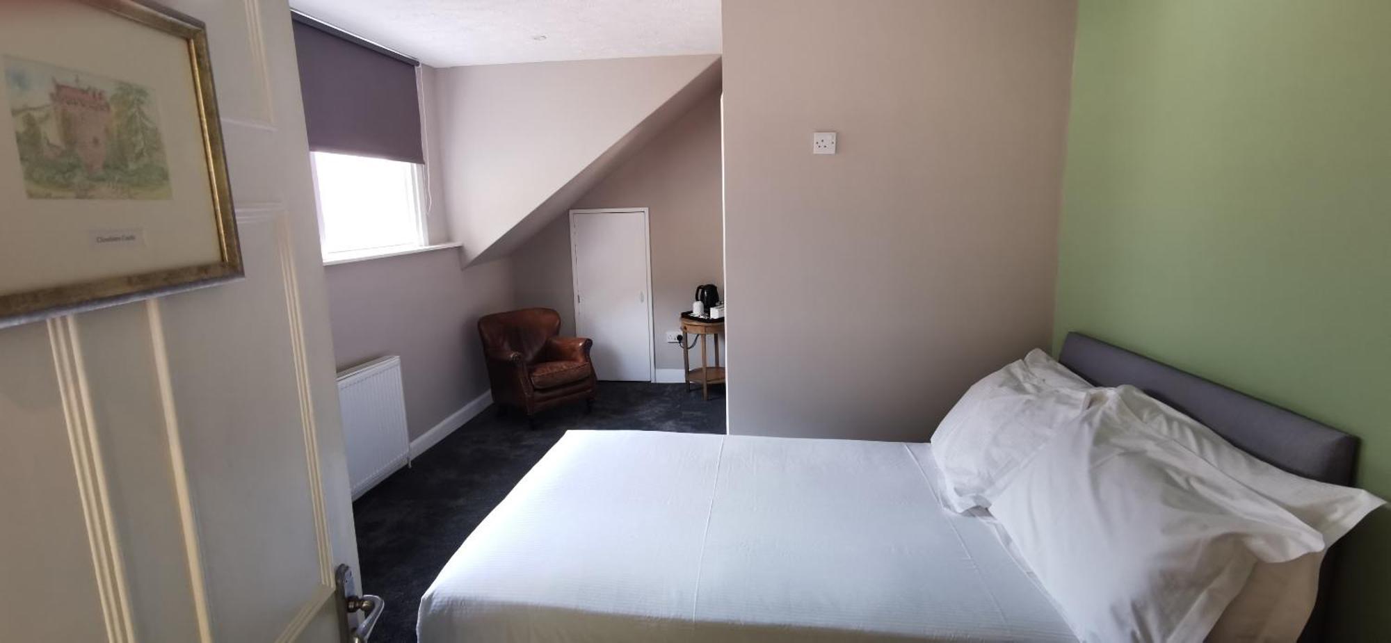 Single Room with Shower