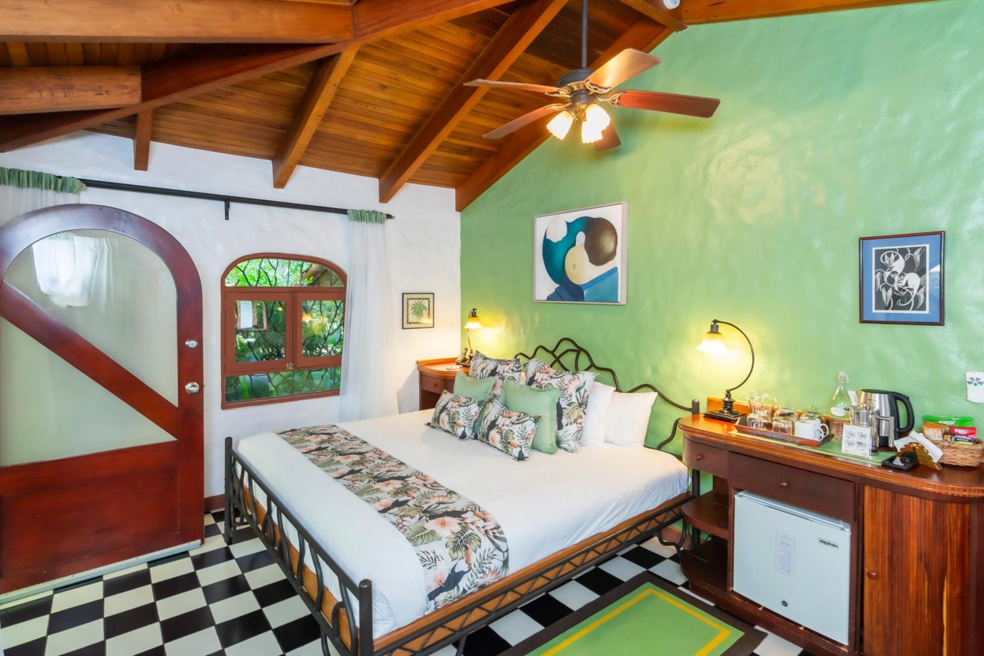 Junior Suite,1596106230:JPEG
