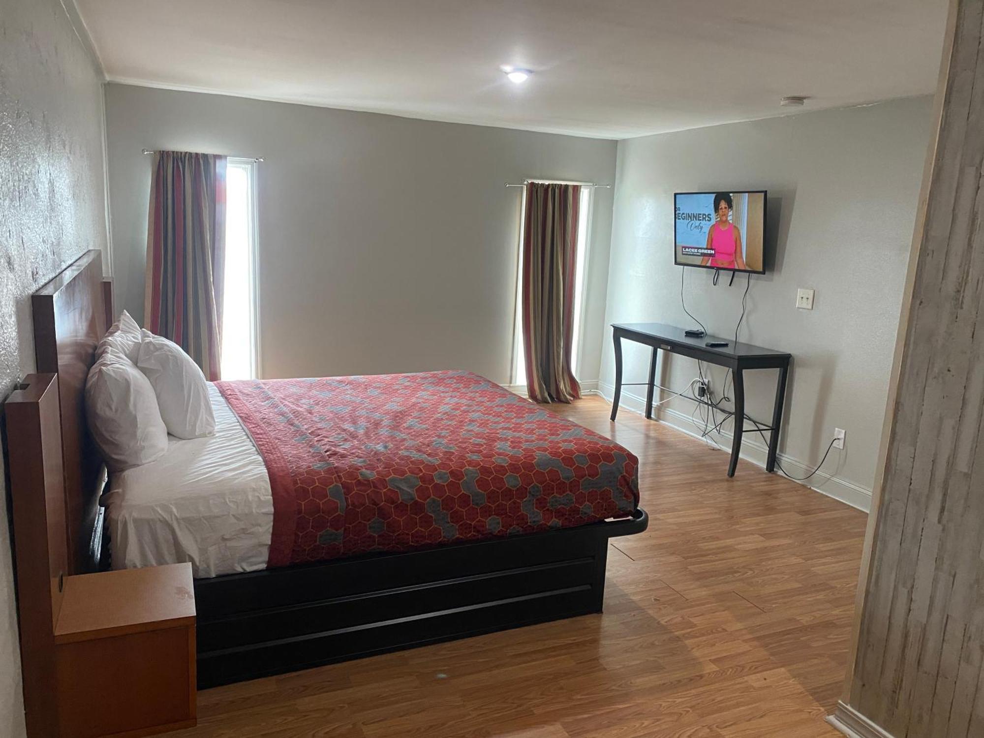 Two-Bedroom Suite