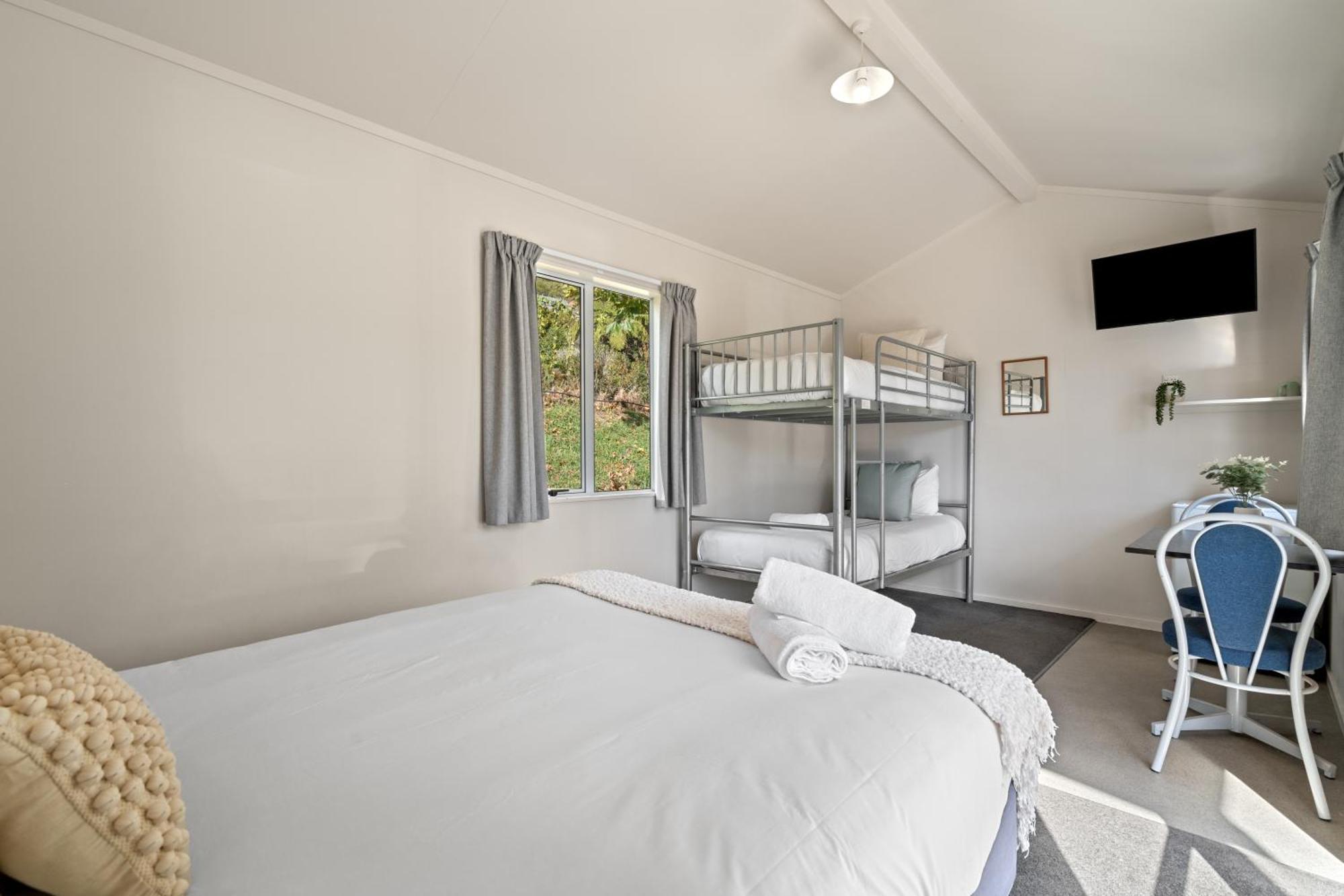 Superior Bungalow with Shared Bathroom