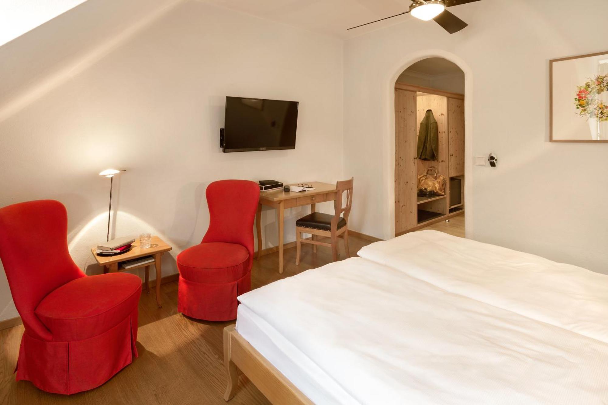Large Double Room