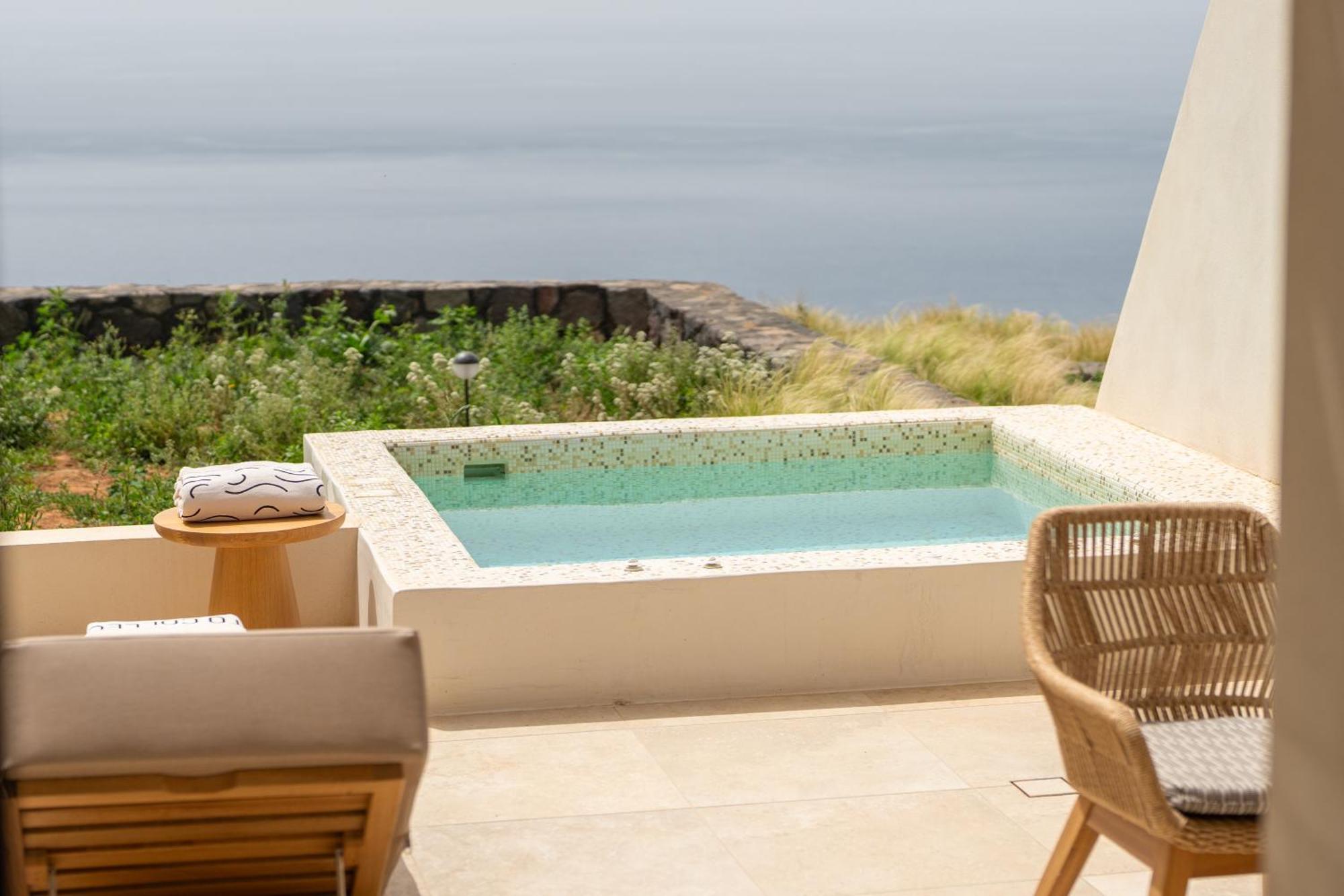 Vivid Sunset & Sea View Junior Suite Jacuzzi