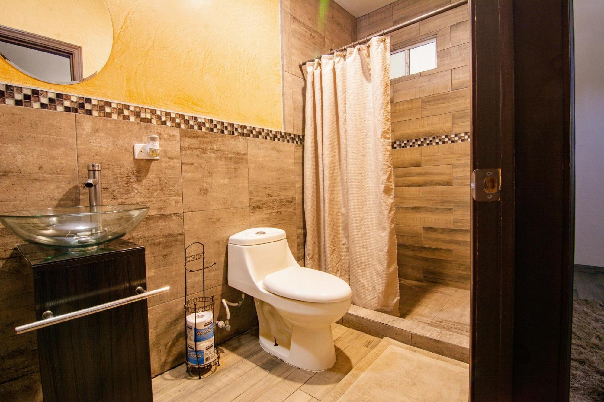 Twin Room Private Bathroom