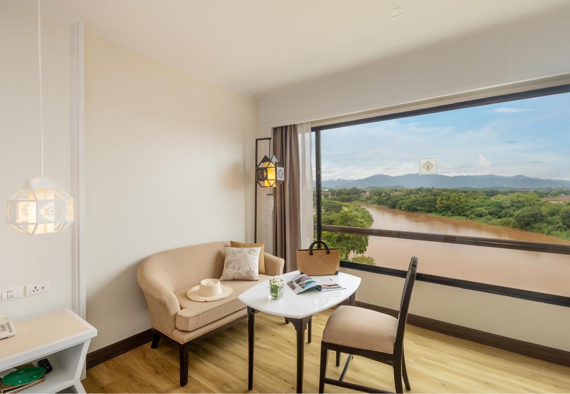 Deluxe Twin River View