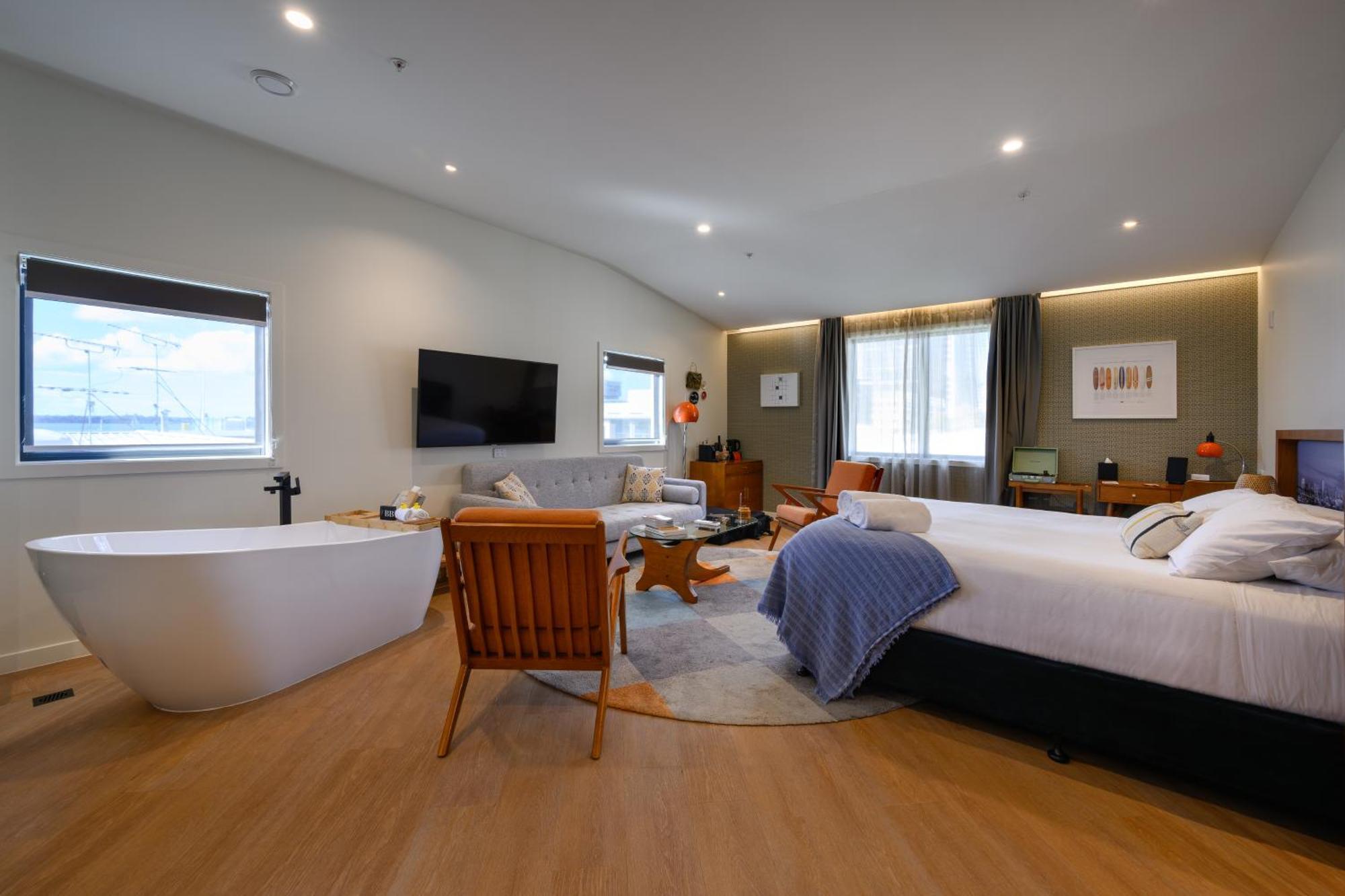 Premium Suite