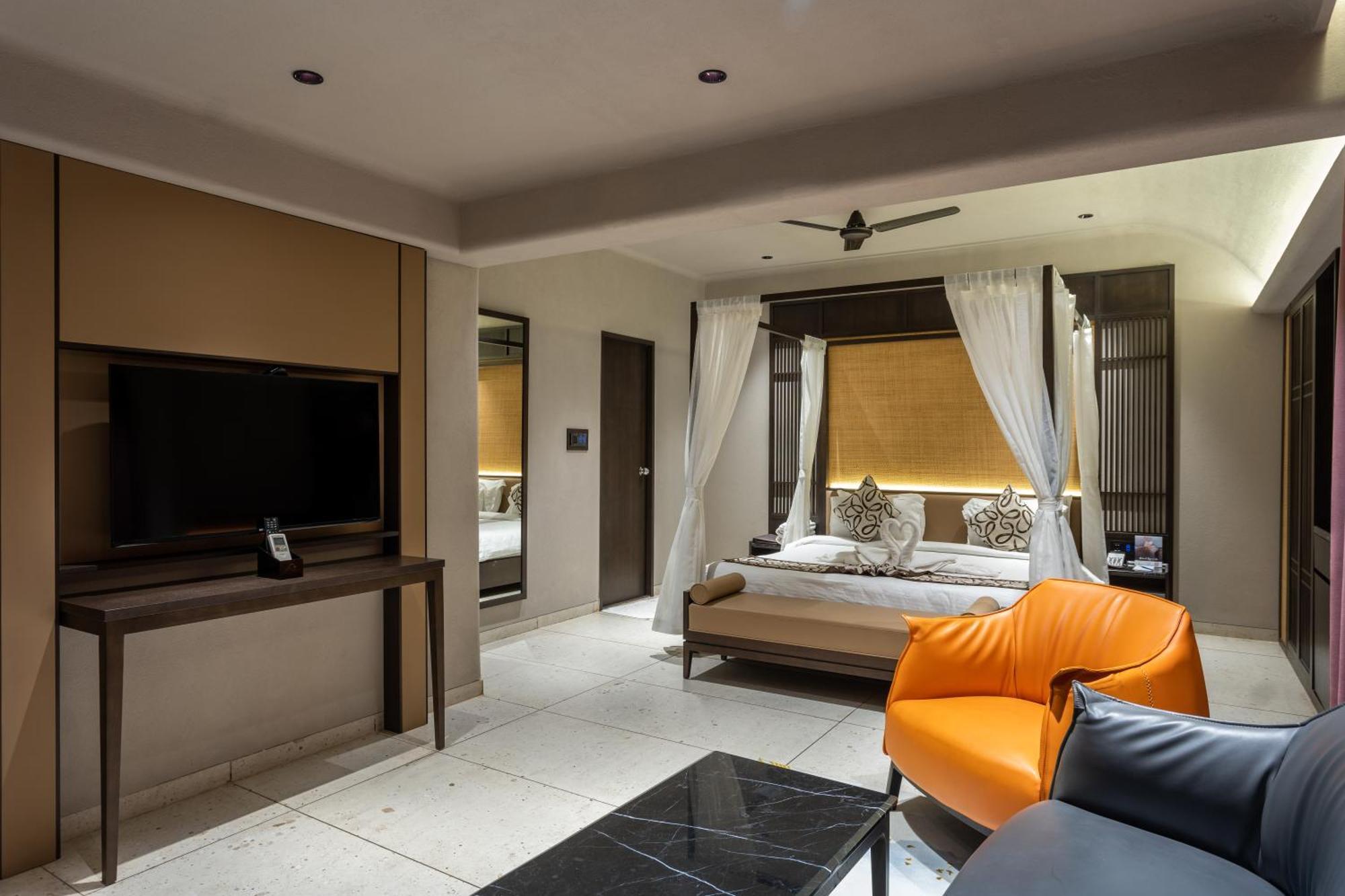Deluxe Double Room Bath