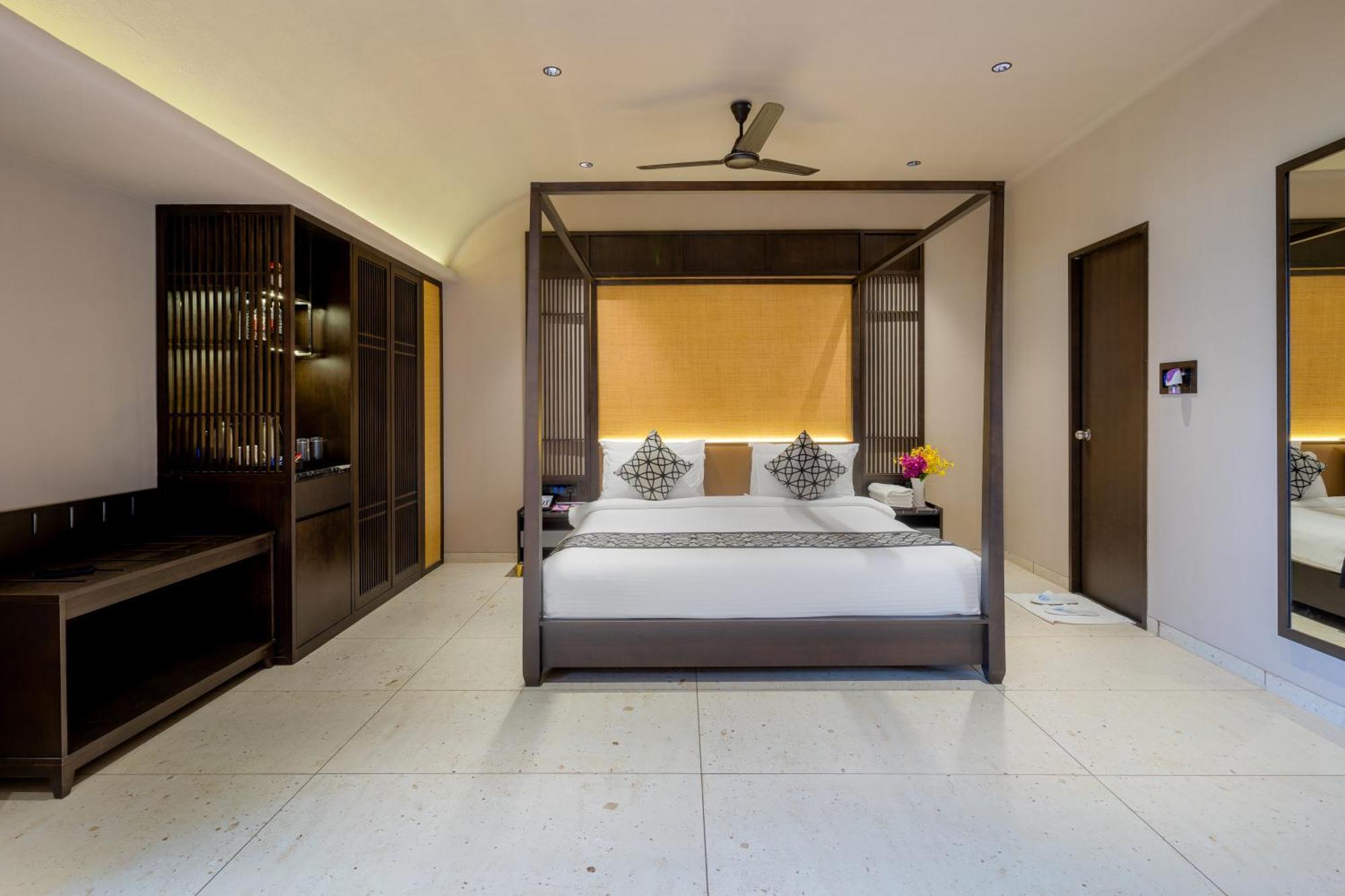 Deluxe Double Room Bath
