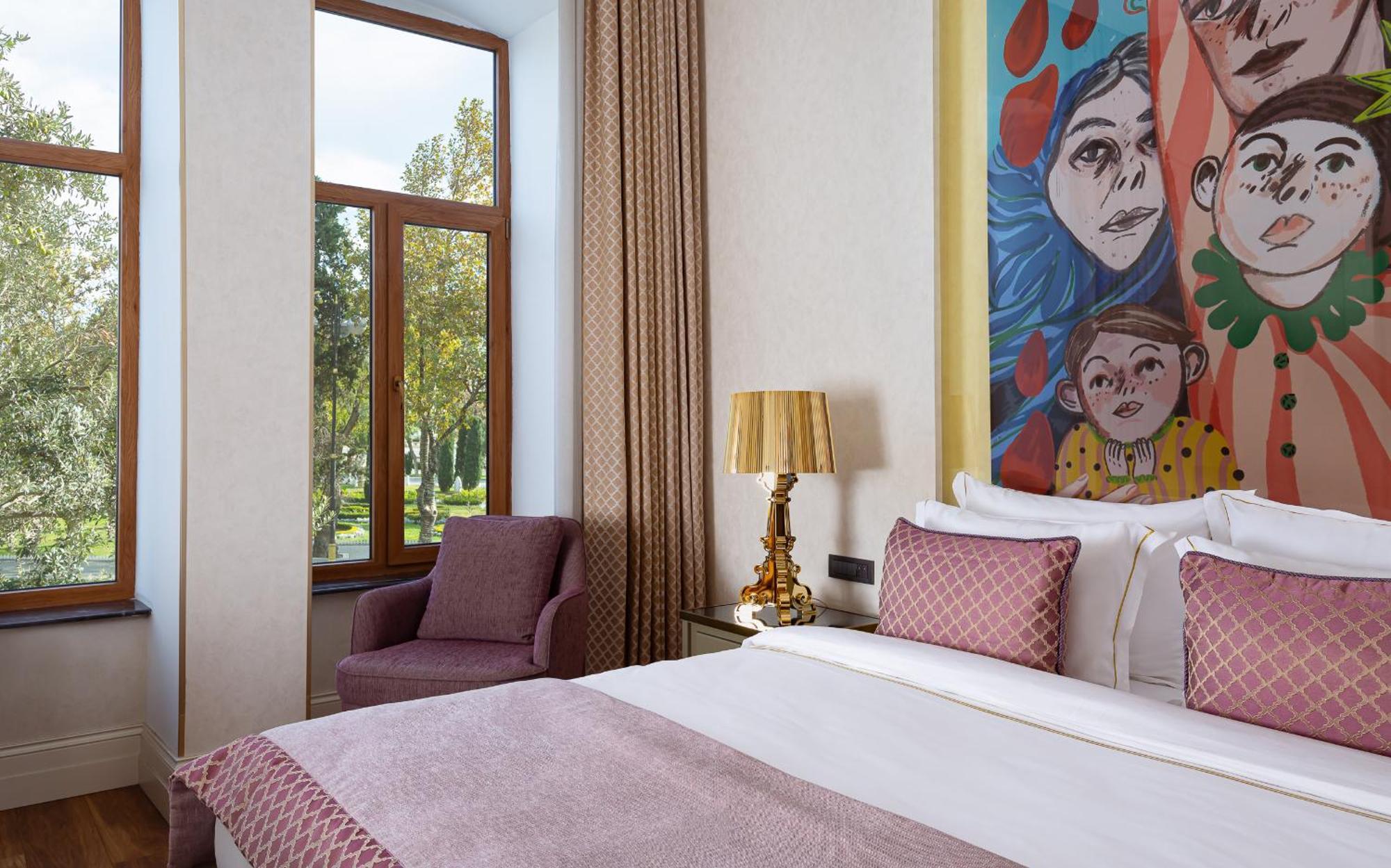 Gallery King Sea View Room