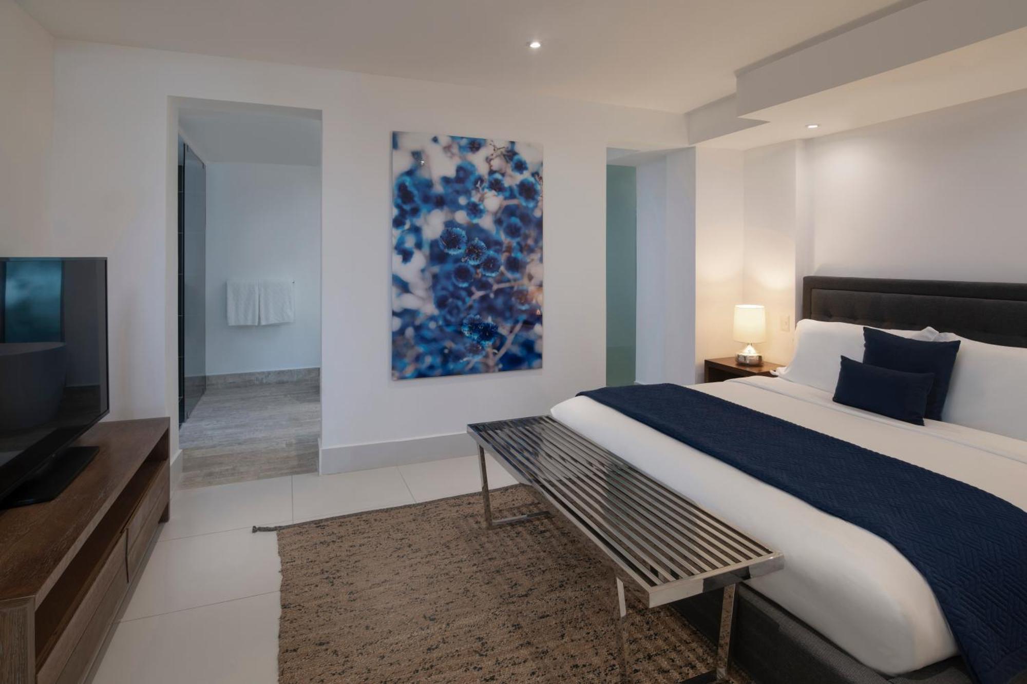 Two-Bedroom Duplex Suite Balcony Ocean View