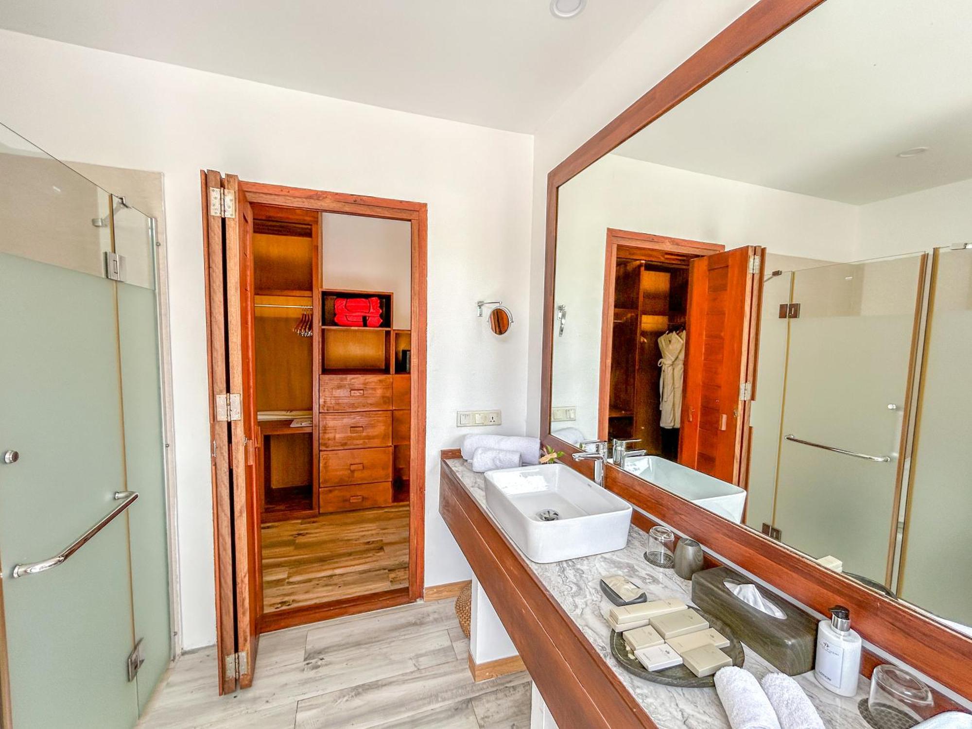 Beach Villa Pool