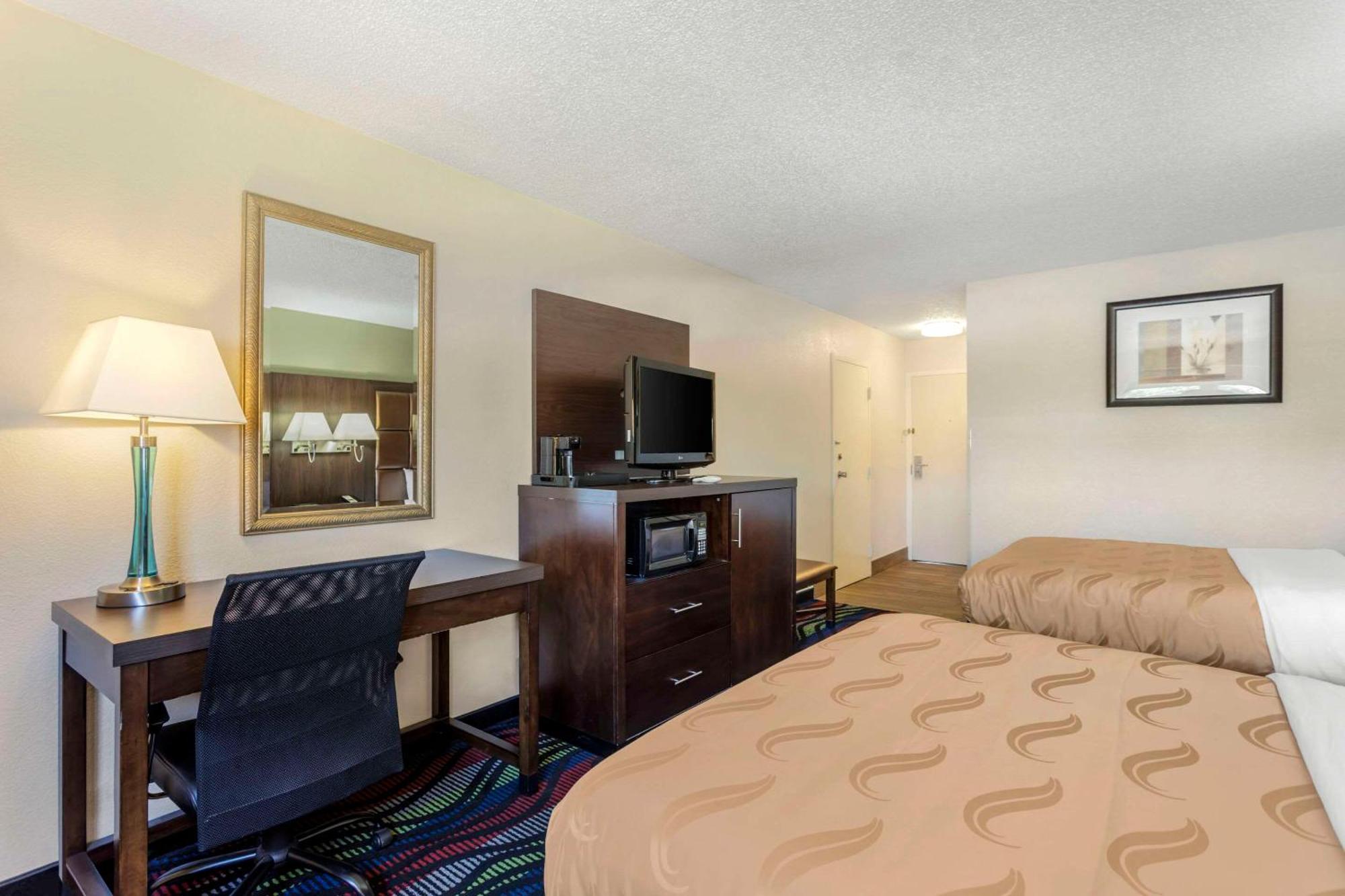 Quadruple Room Two Queen Beds Disability Access or Non Smoking