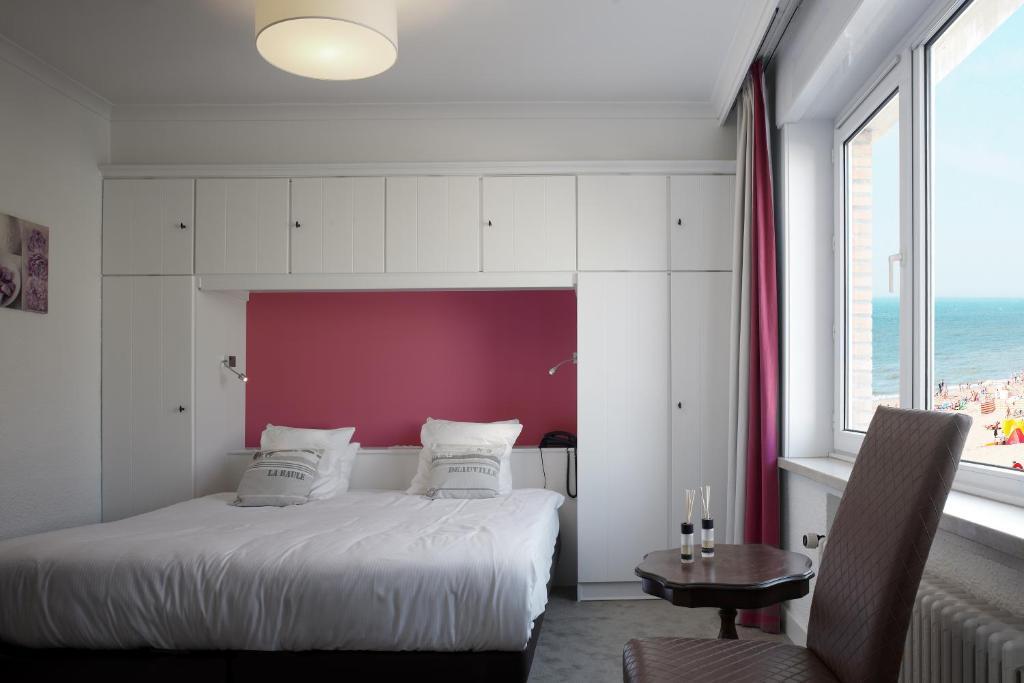 Double or Twin Room Partial Sea View,16137878:JPEG