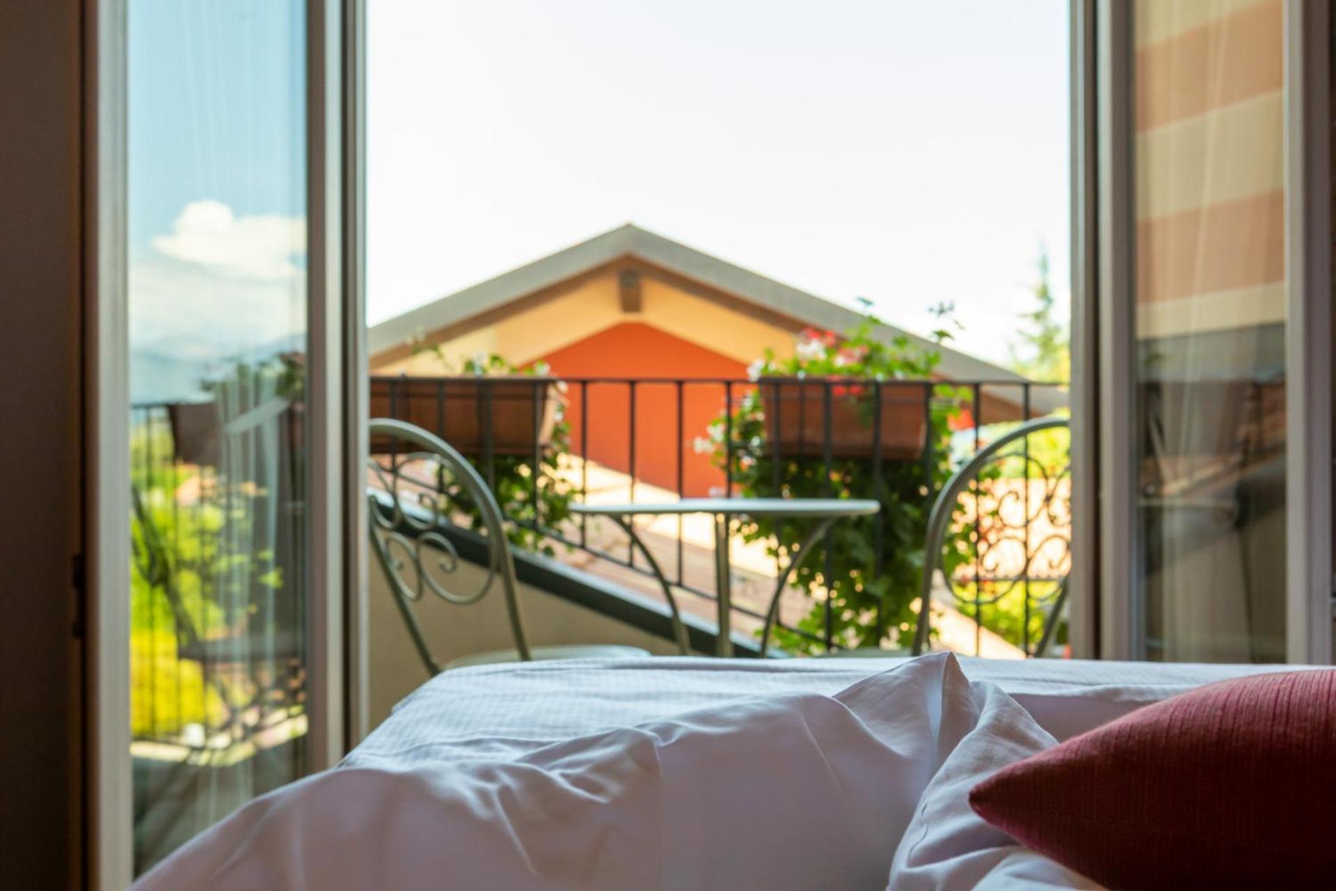 Doppelzimmer mit Balkon