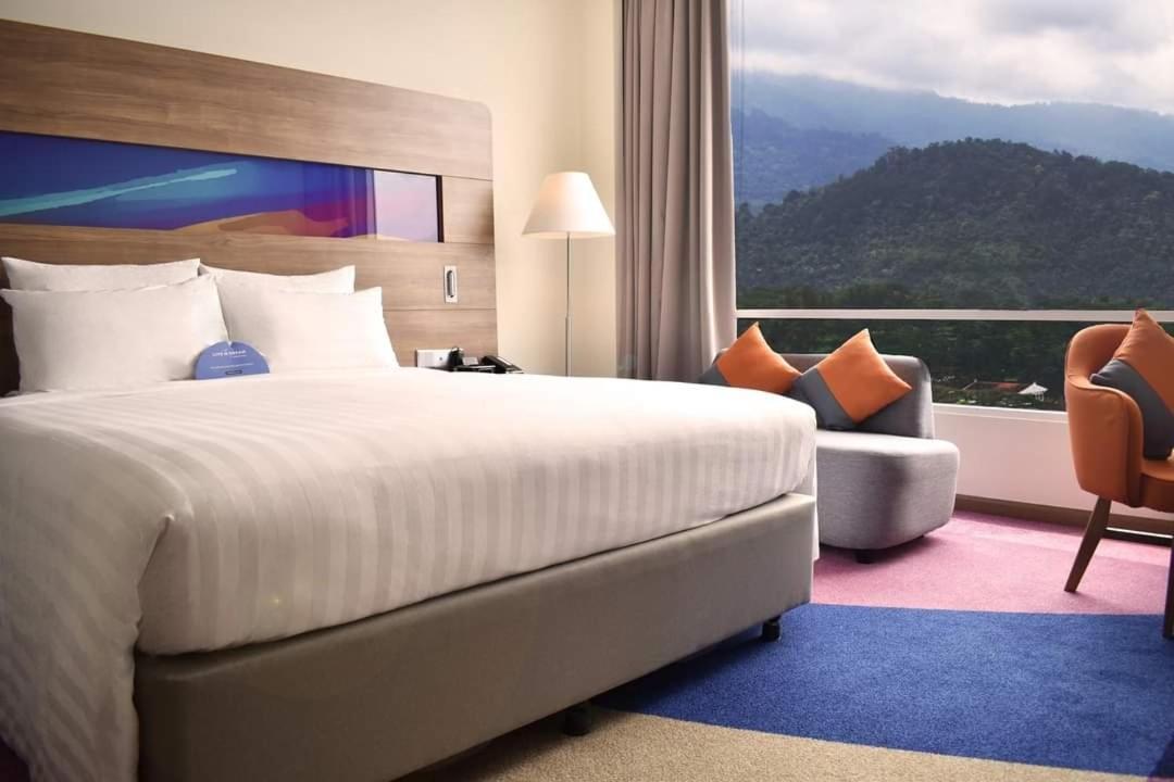Premier King Room