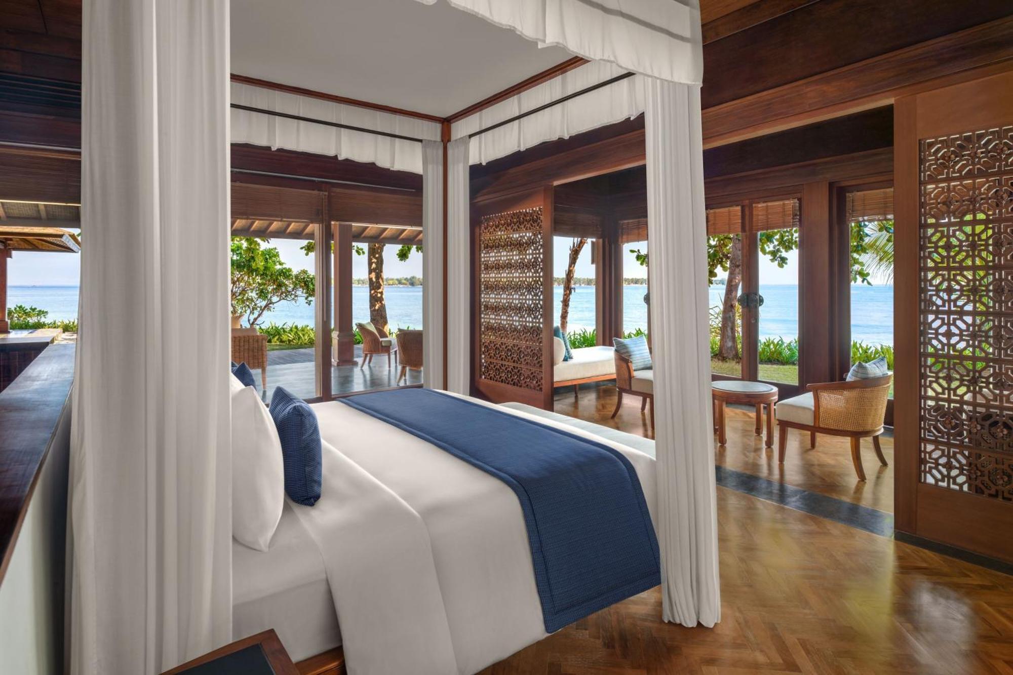 Villa mit 3 Schlafzimmern, Meerblick und eigenem Pool