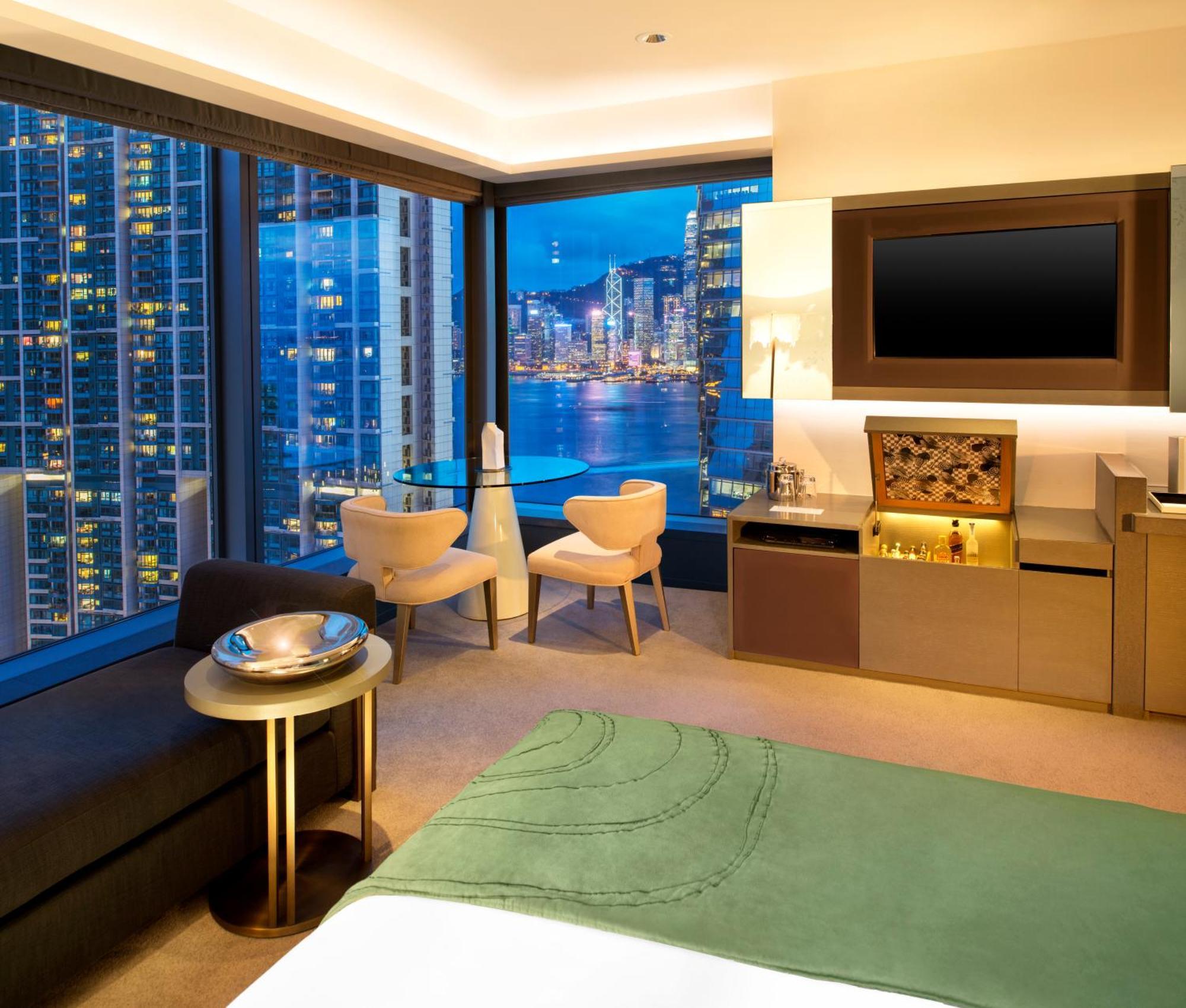 Cool Corner King Room with Partial Harbour View