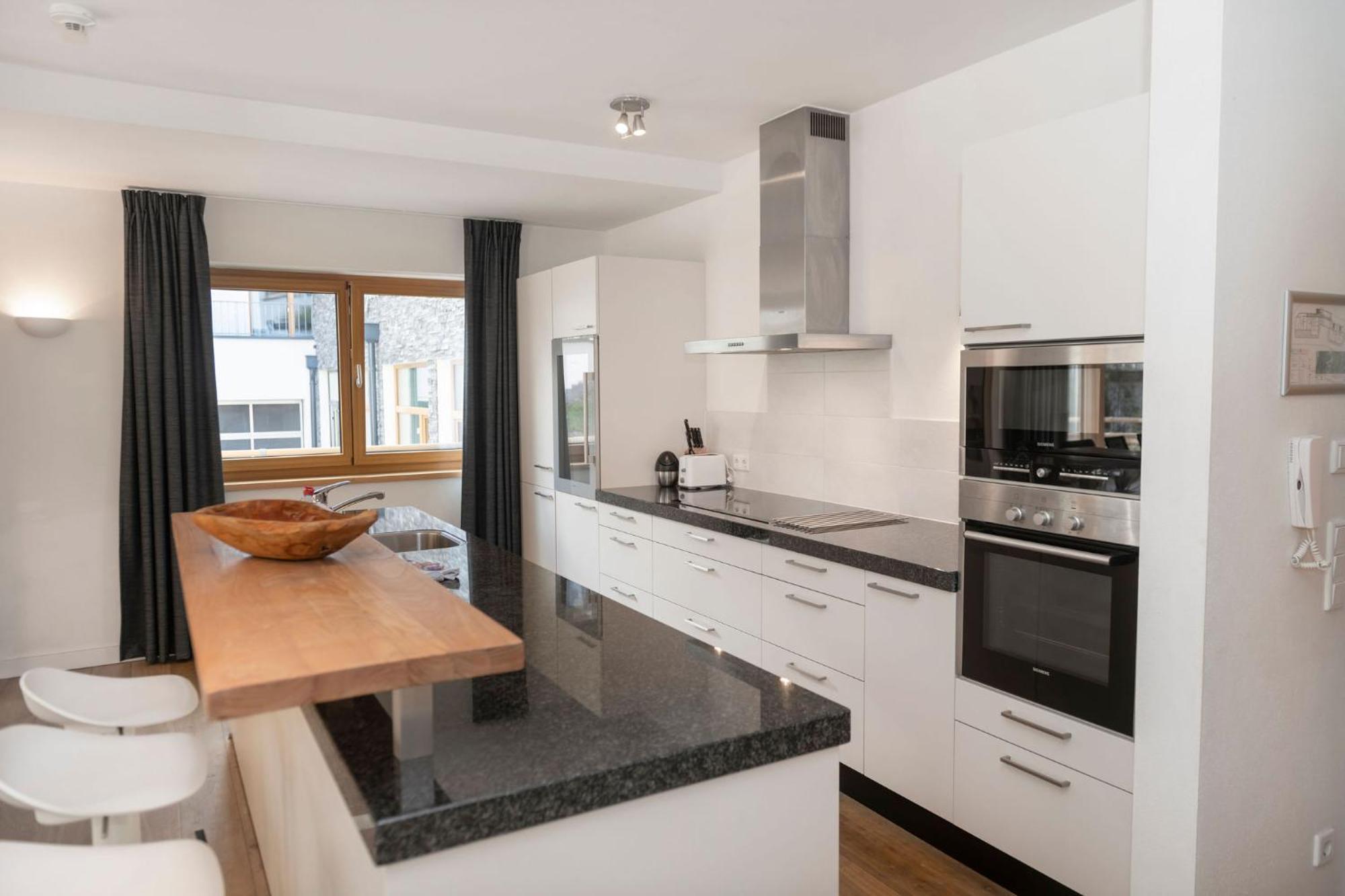 Four-Bedroom Apartment Terrace K12,1611115597:JPEG
