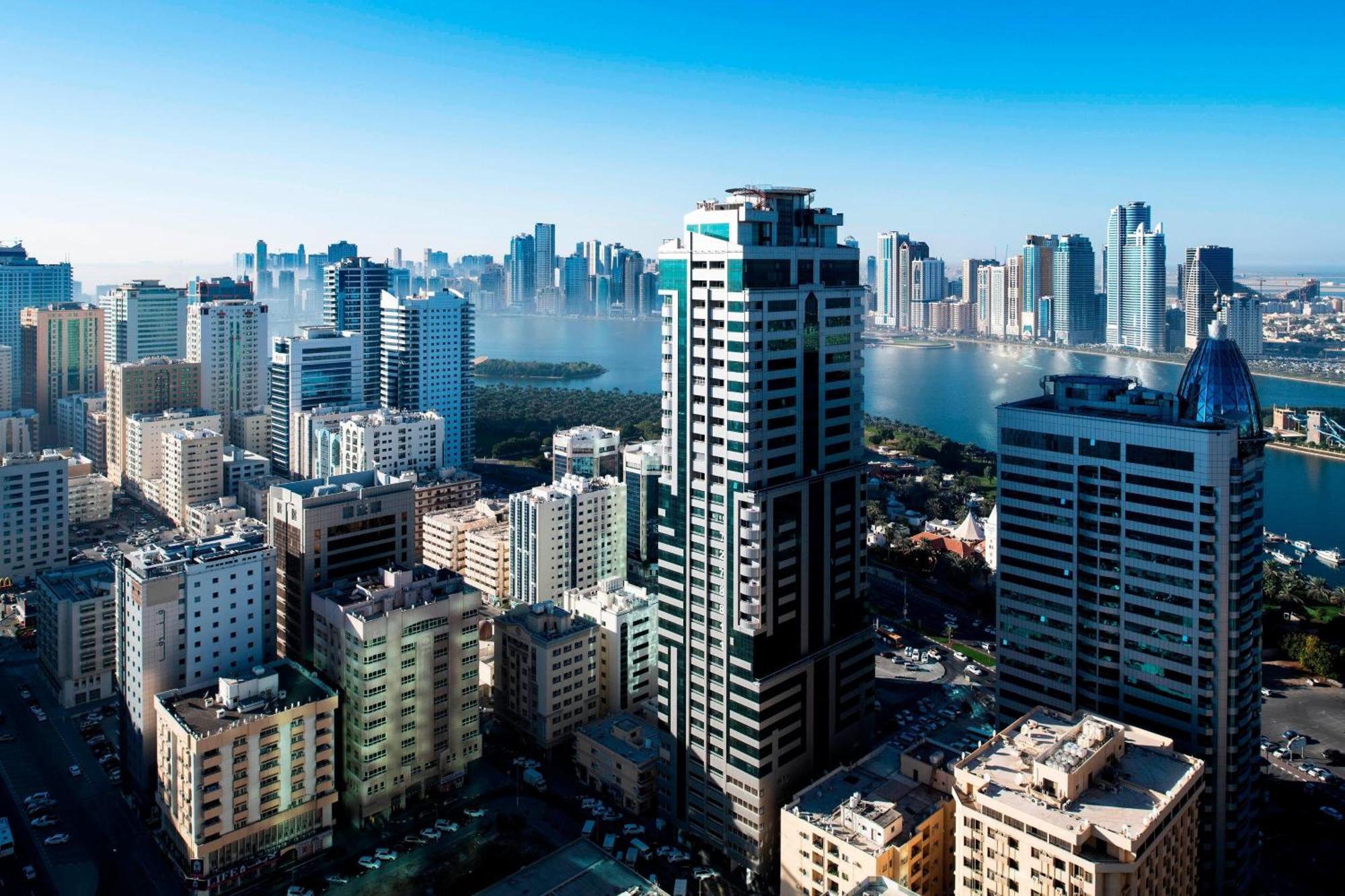 Sharjah Suite 1 Bedroom Larger Suite 1 King Skyline view,1616910294:JPEG