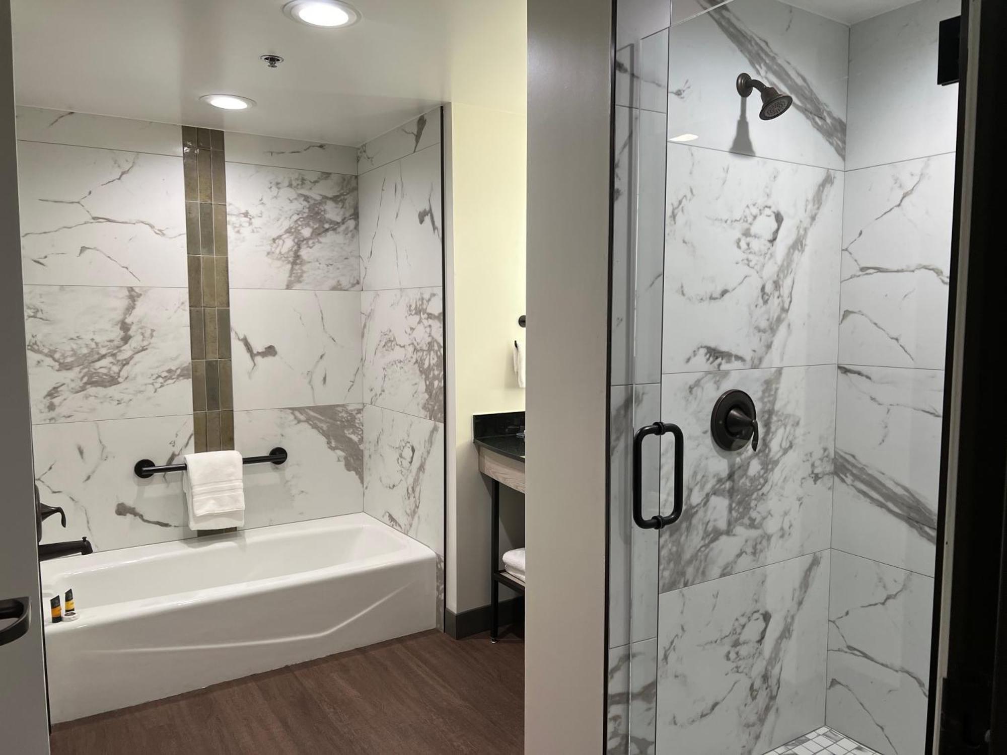 Deluxe Junior Suite