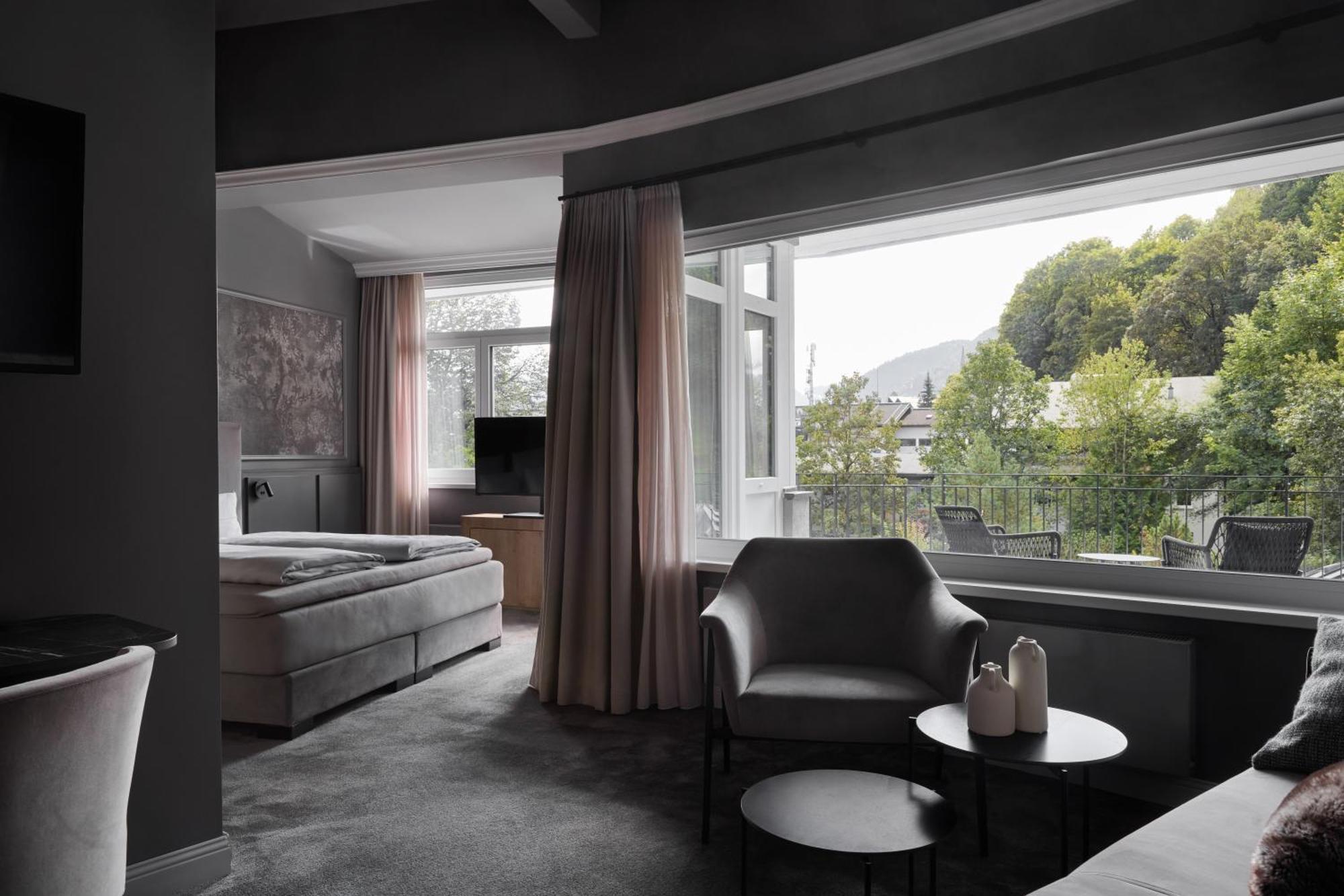 Junior Suite with Balcony