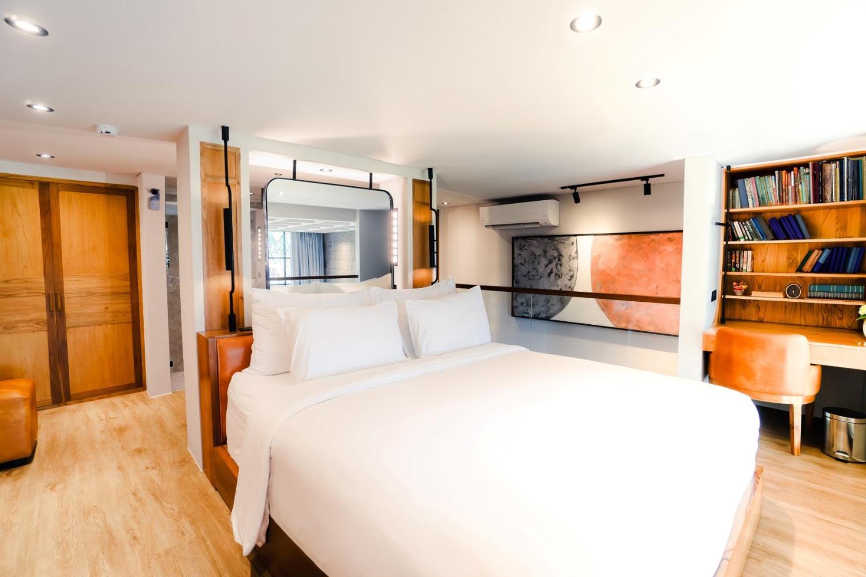 Loft Suite Room,1618378073:JPEG