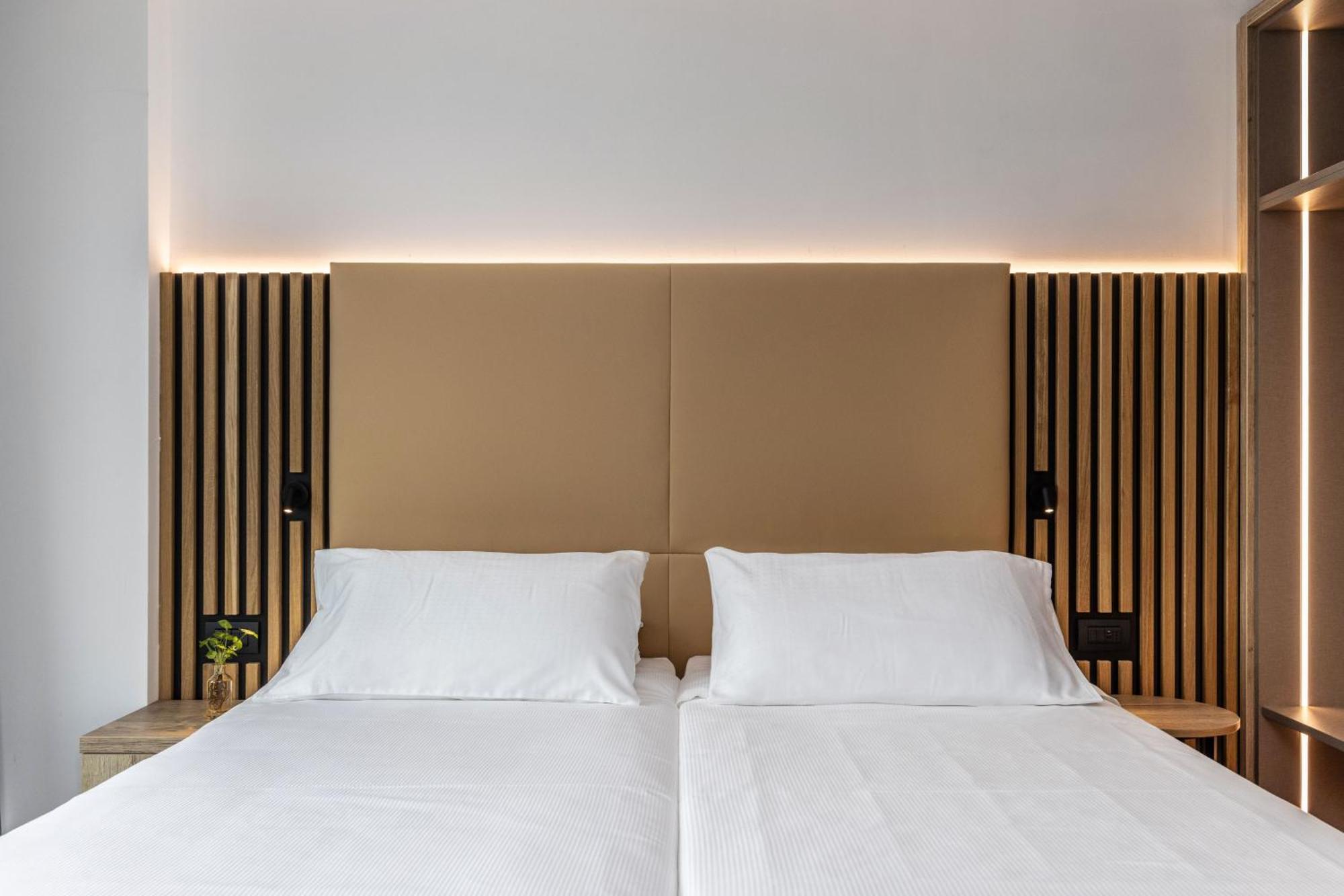 Superior Double Room Balcony,1618820712:JPEG