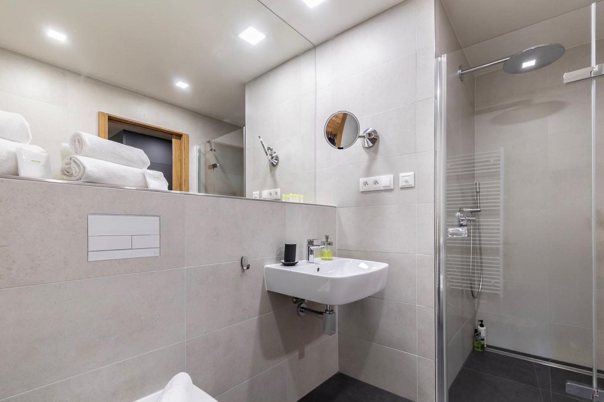 Junior Suite with Mountain View