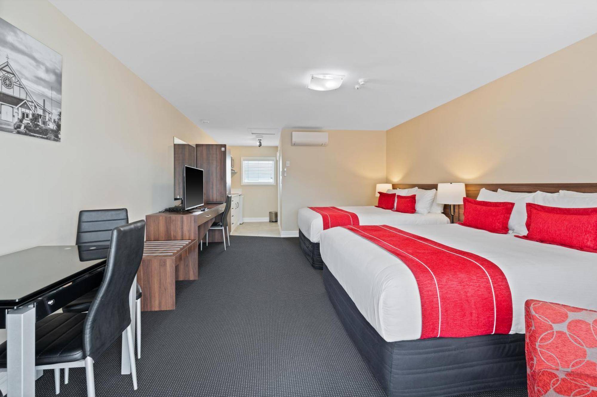 Deluxe Queen Room Two Queen Beds