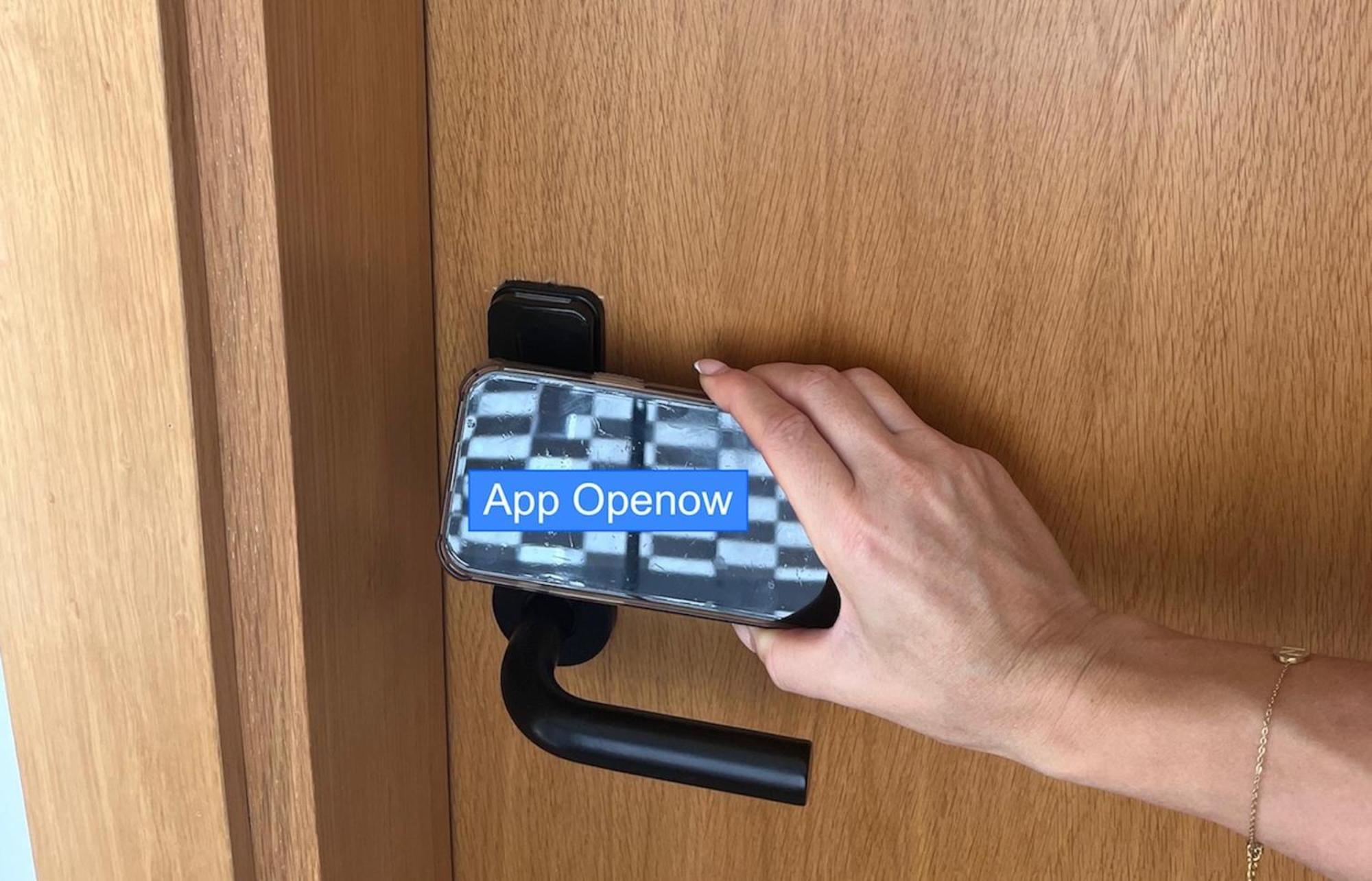 Deluxe Double Room extra large double bed