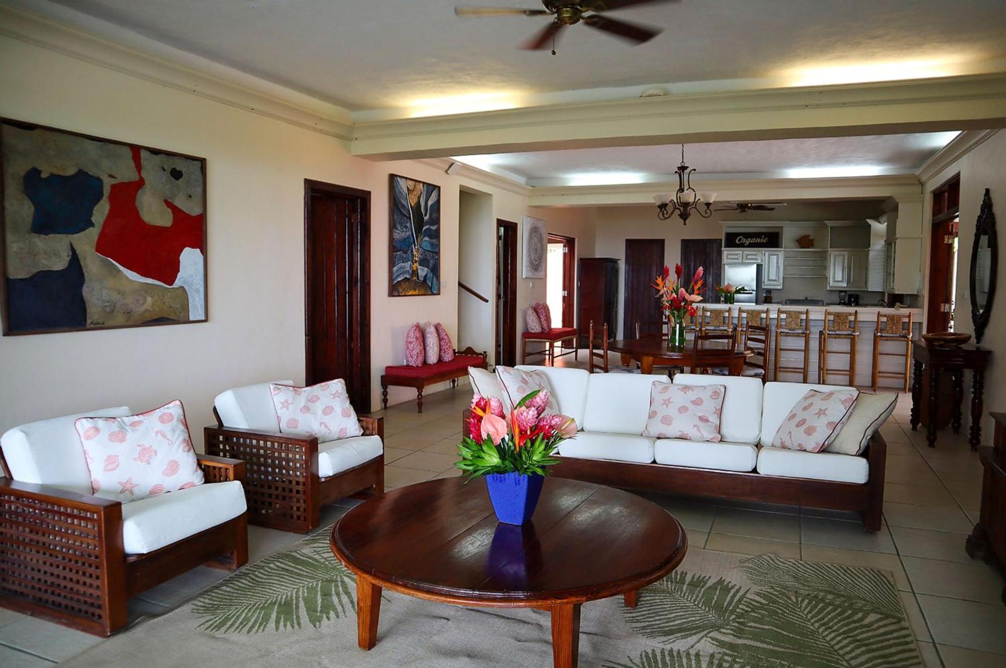 Five-Bedroom Villa Sea View