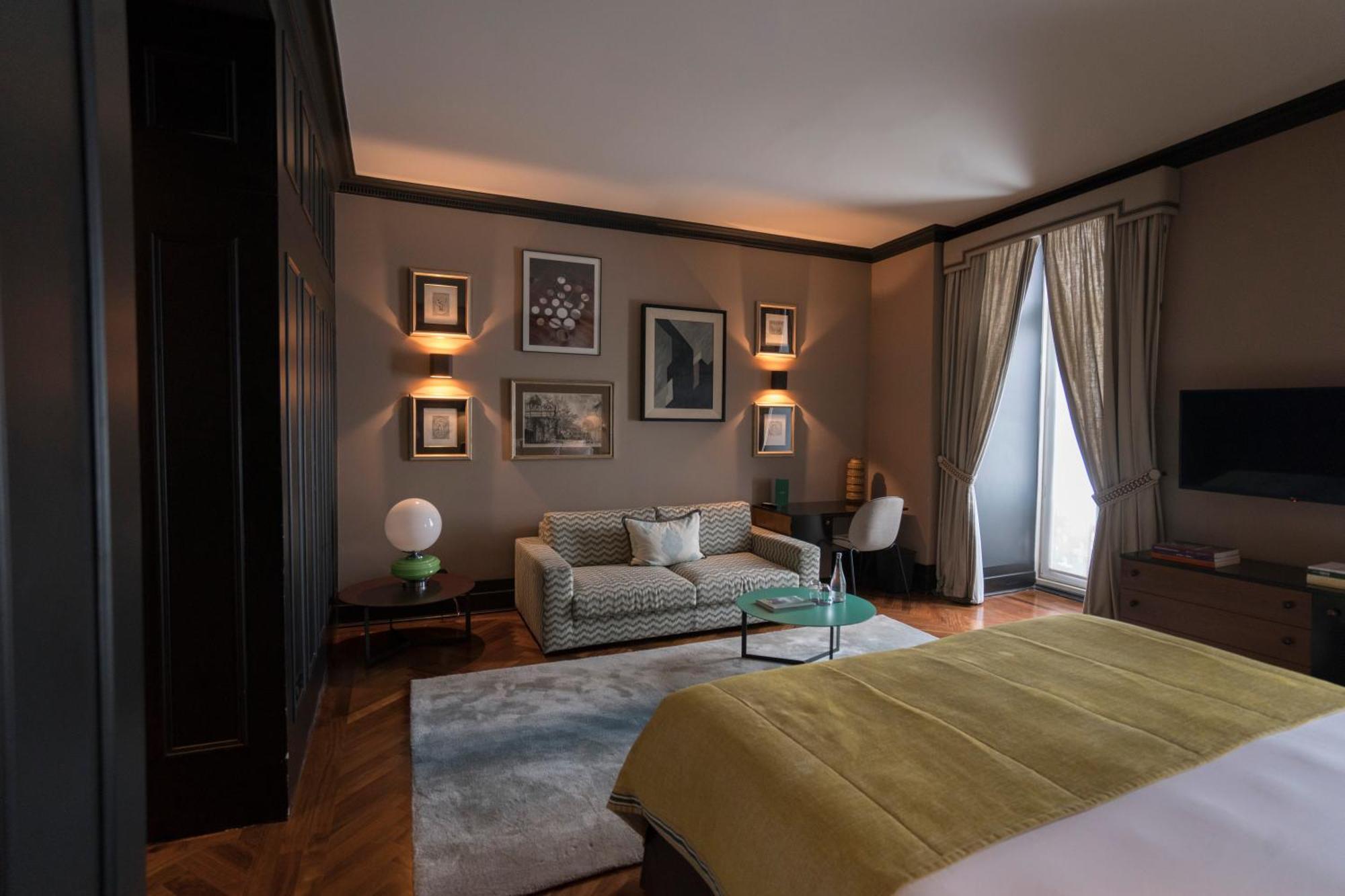 Junior Suite,1620995196:JPEG