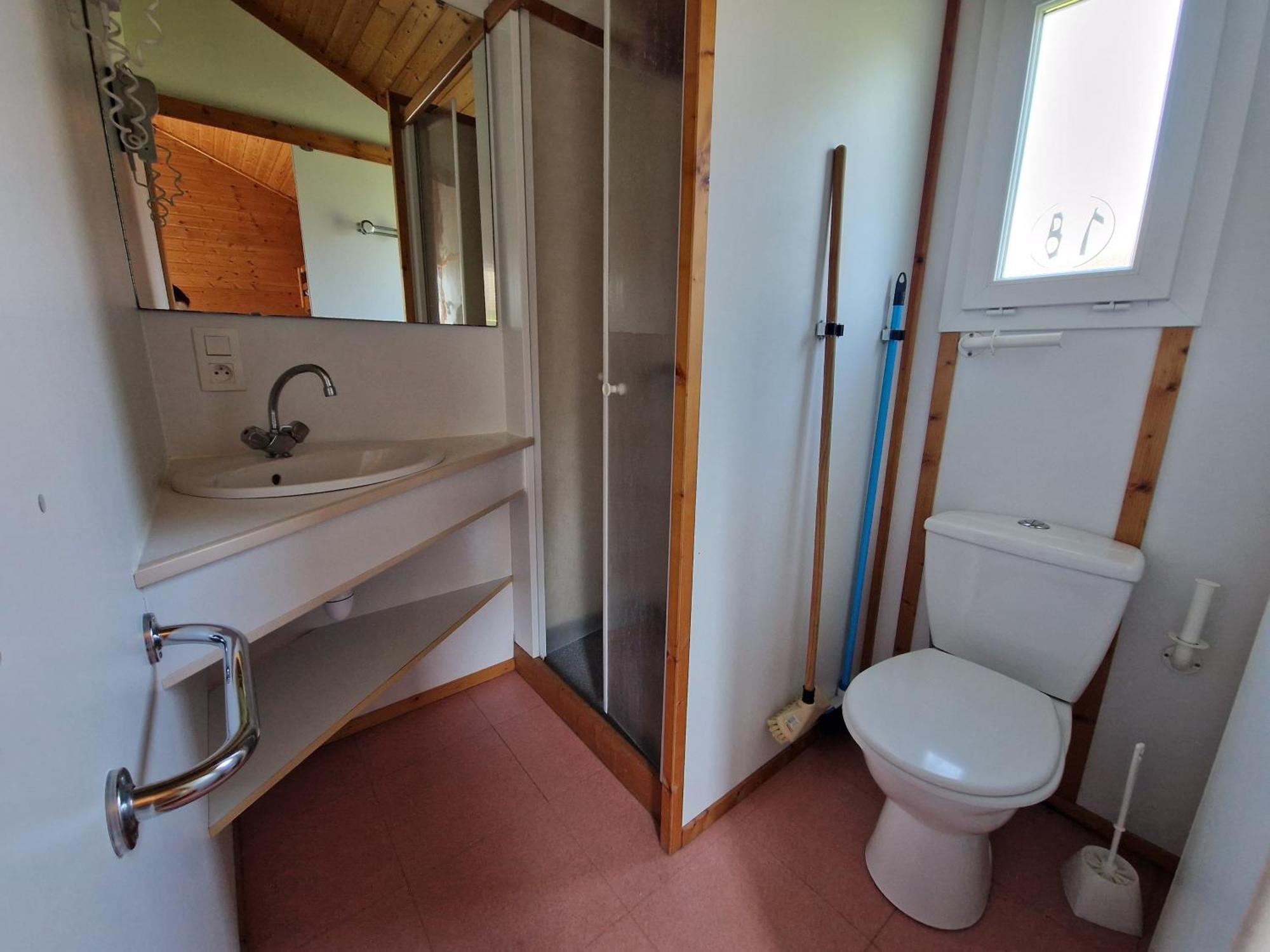 Two-Bedroom Chalet,1621417891:JPEG