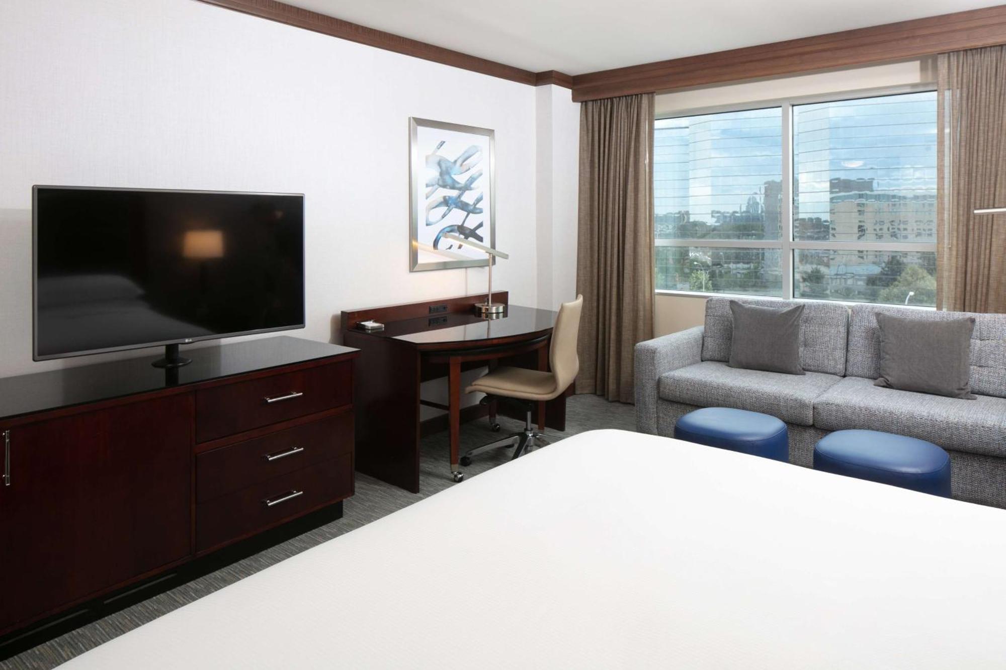 King Room,1622019832:JPEG