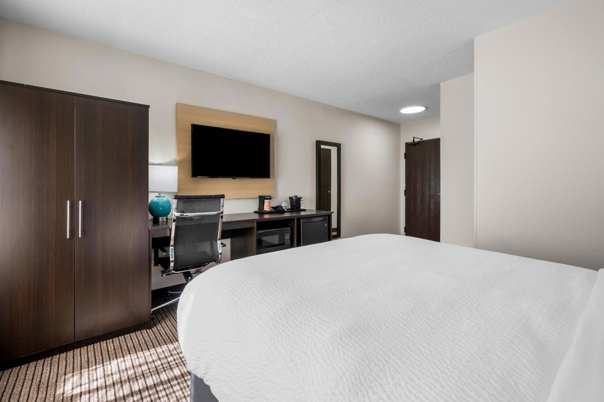 Queen Room - Disability Access/Non-Smoking