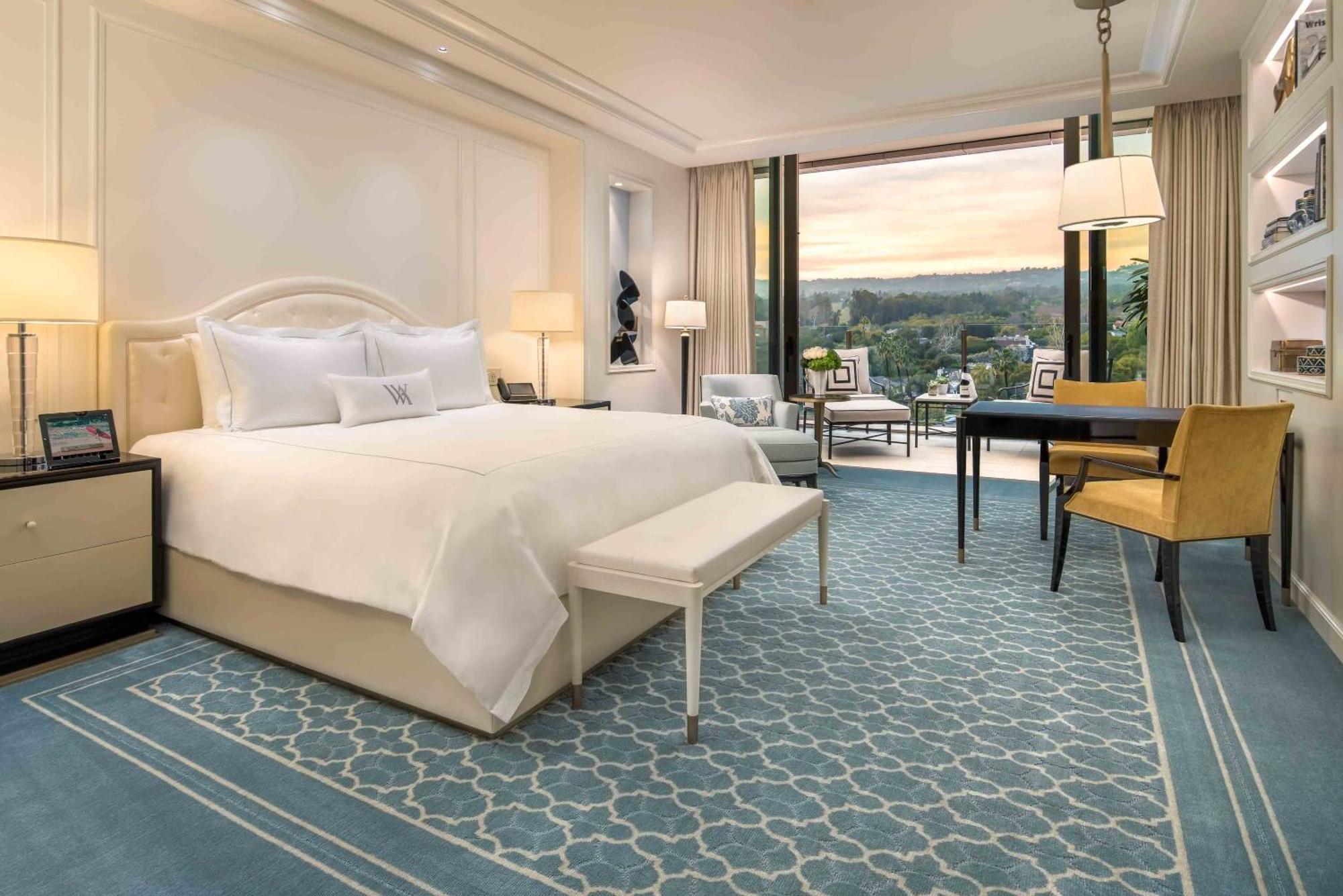 Deluxe King Room Terrace View