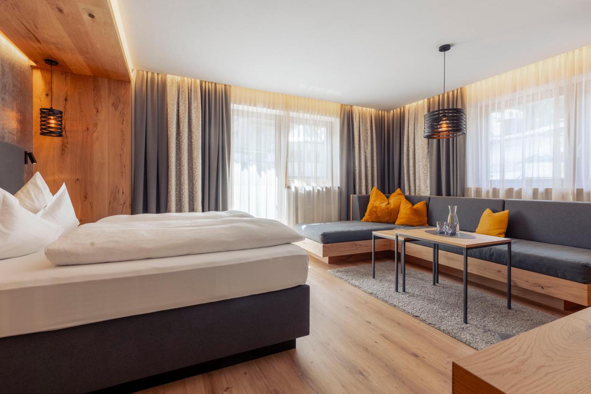 Deluxe Double Room Extra Bed