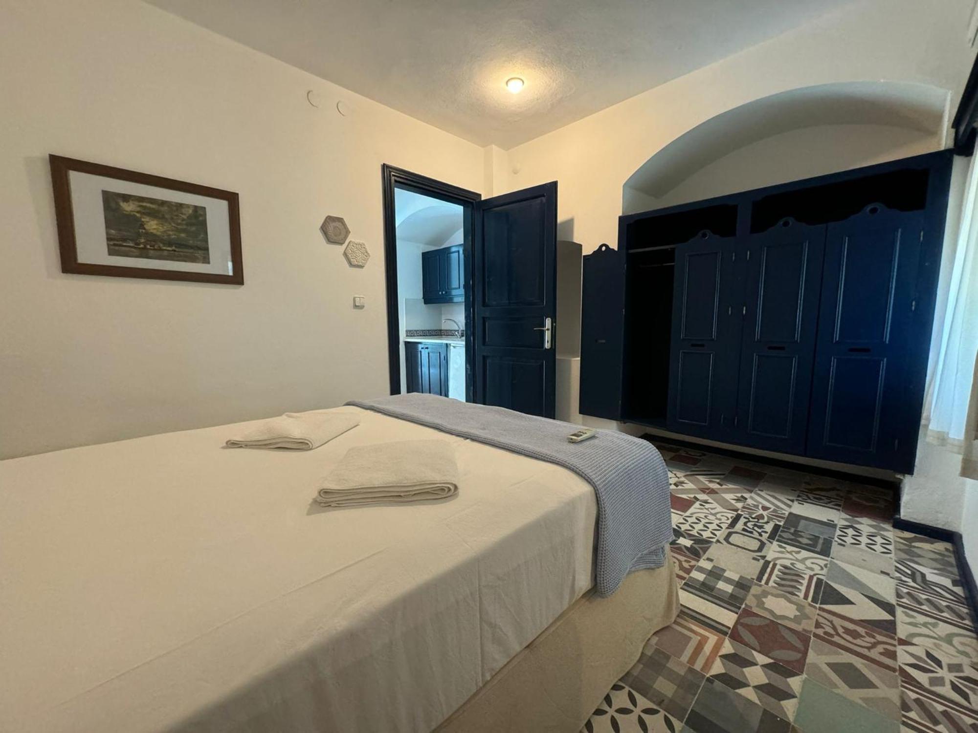 Large Single Room