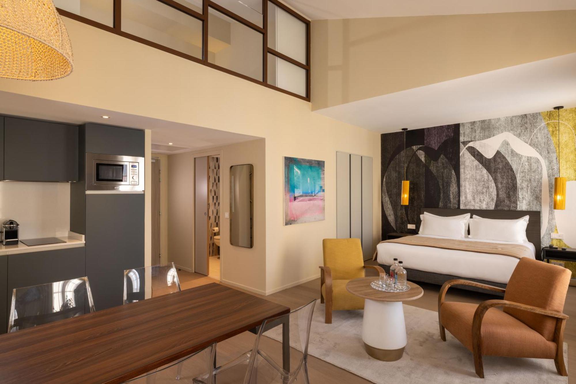 Suite Deluxe Mezzanine