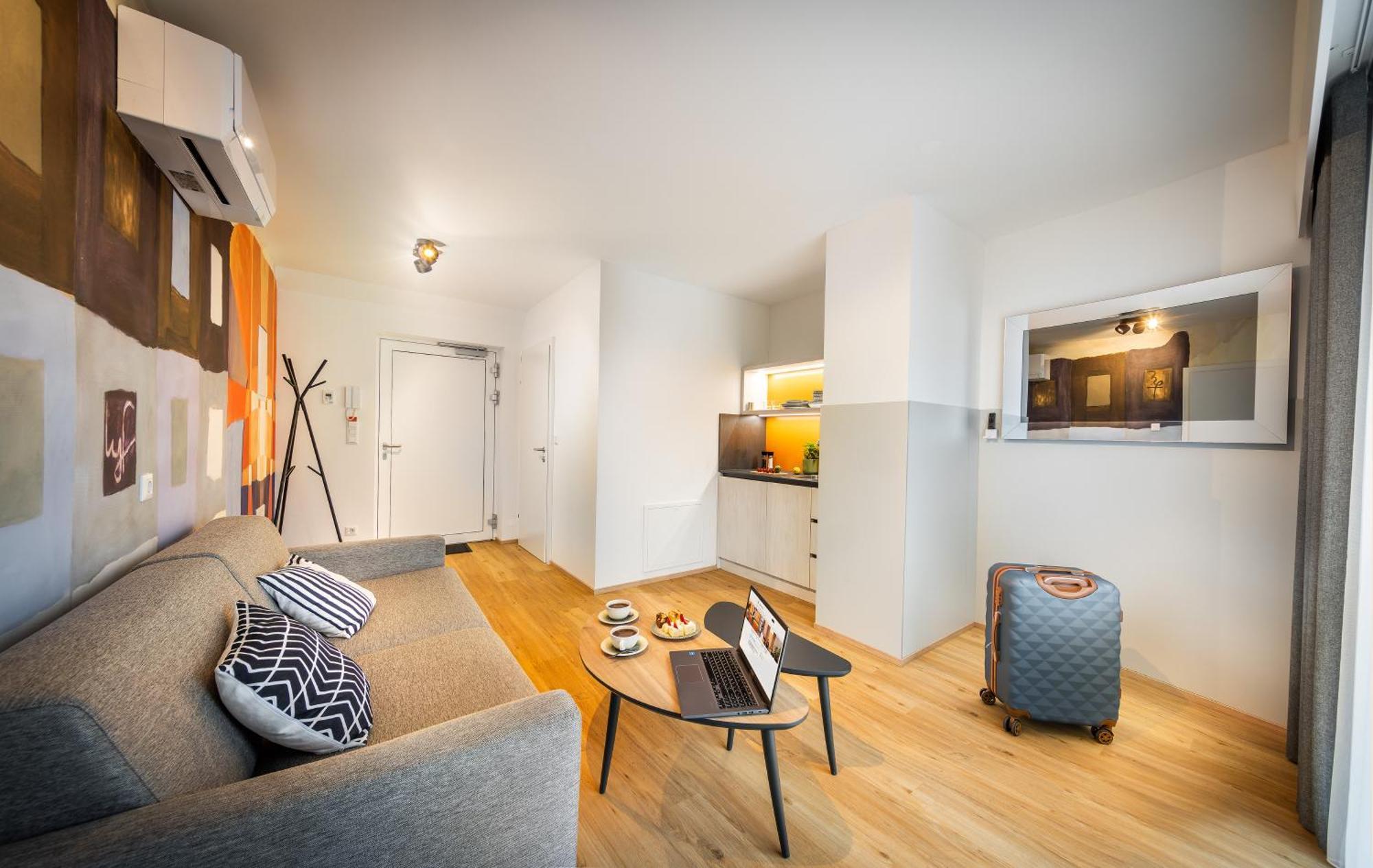 One of a Kind Plus Apartment,1630113727:JPEG