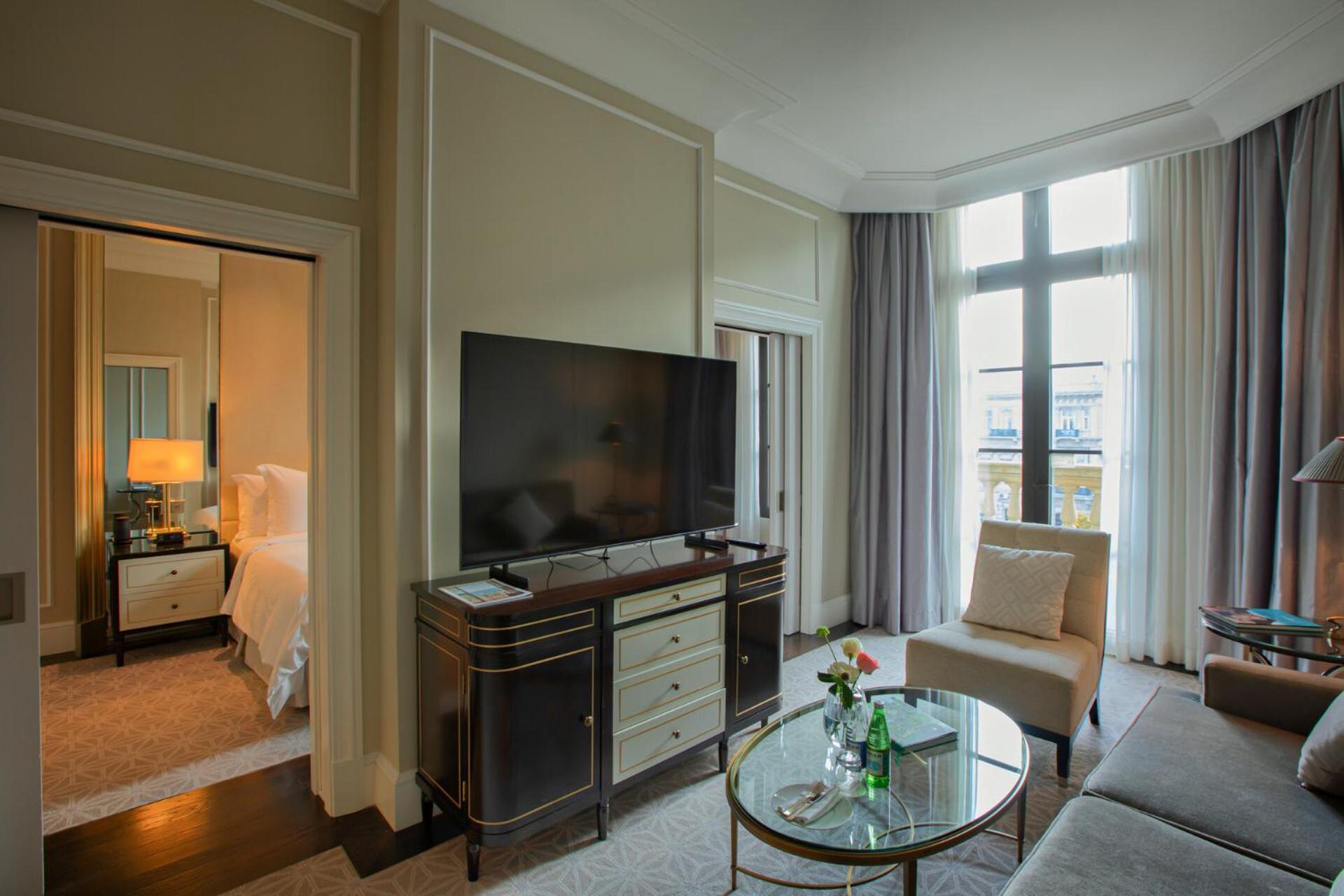 Executive Suite Park View King