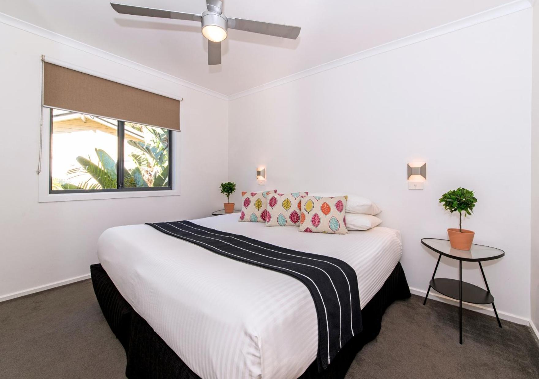 One-Bedroom Bungalow