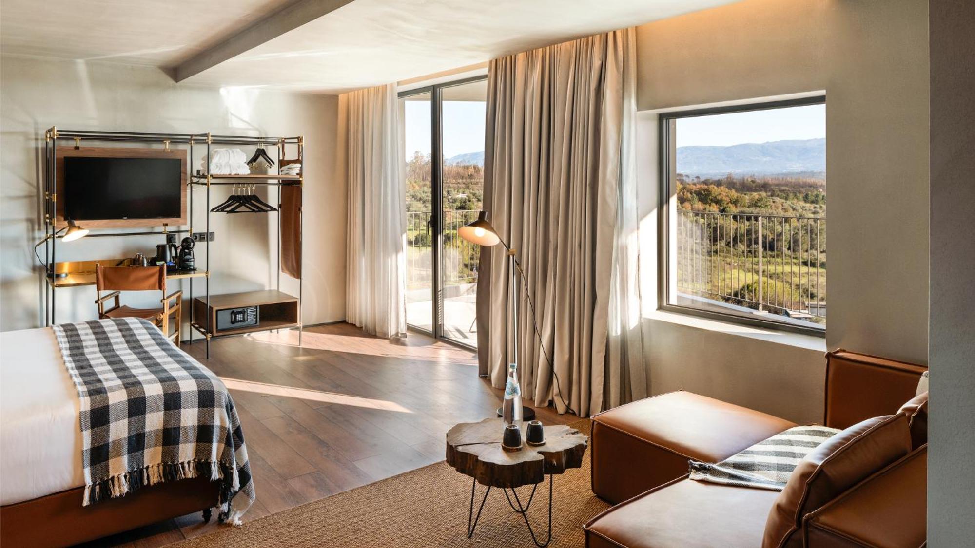 Suite con balcón y vistas a las montañas