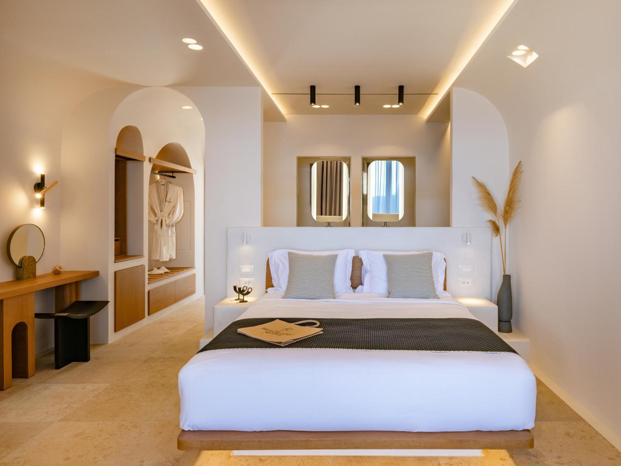 Mine Partial Sea View Junior Suite Pool or Jacuzzi