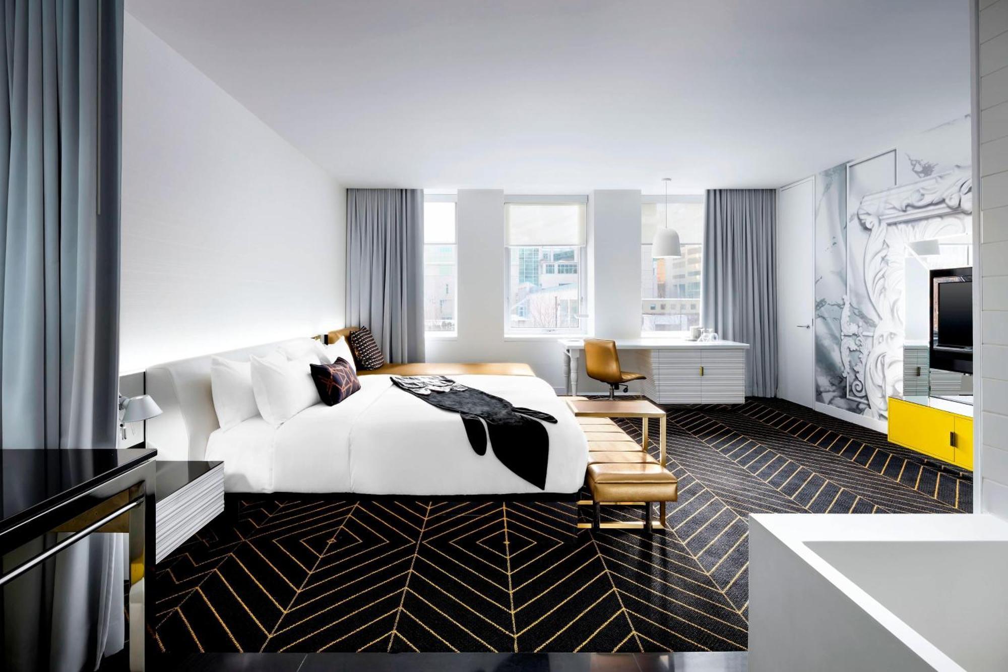 Superior King Room Park View